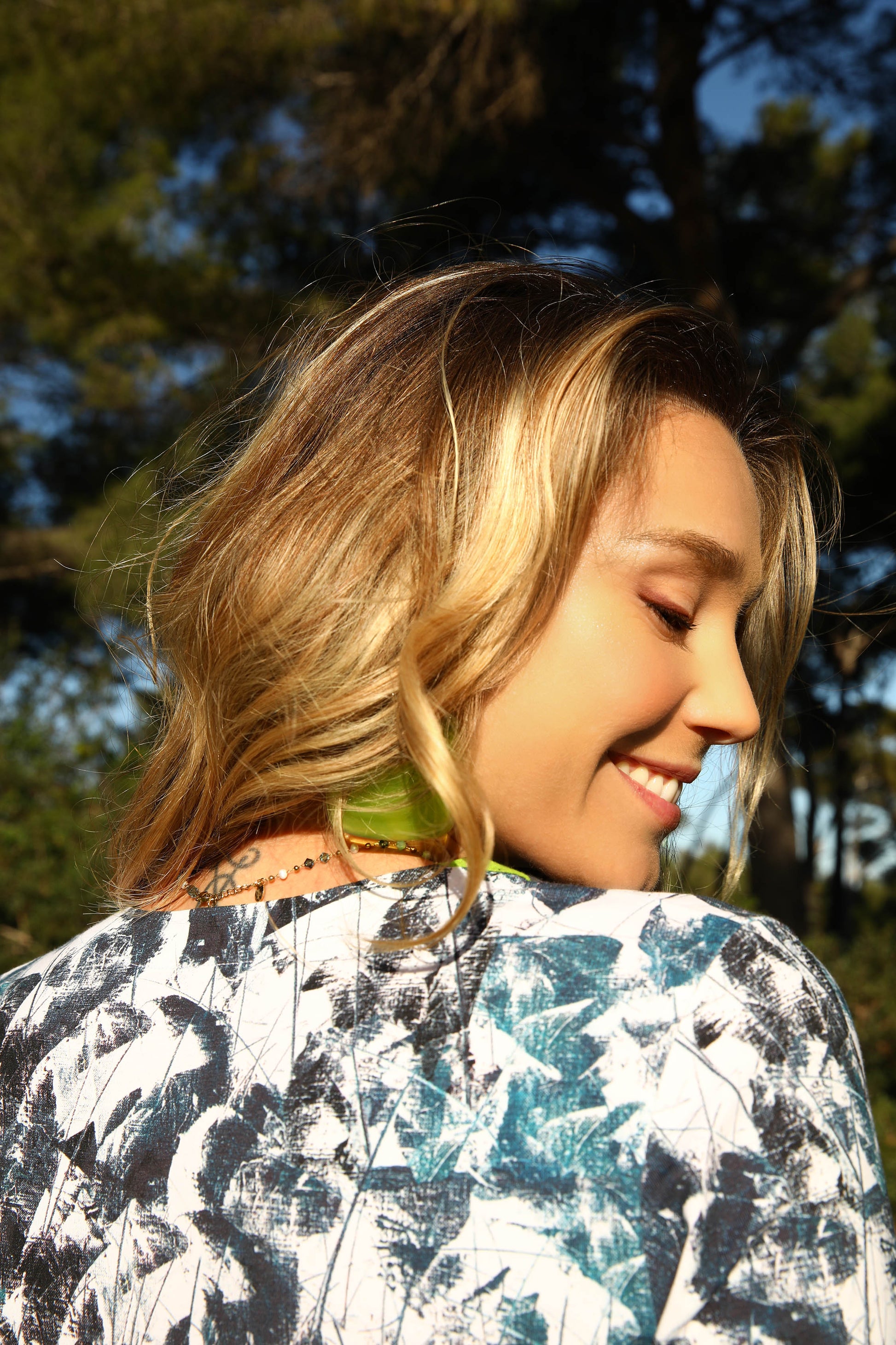 LE CARDIGAN | UN ÉTÉ SOUS LES PINS