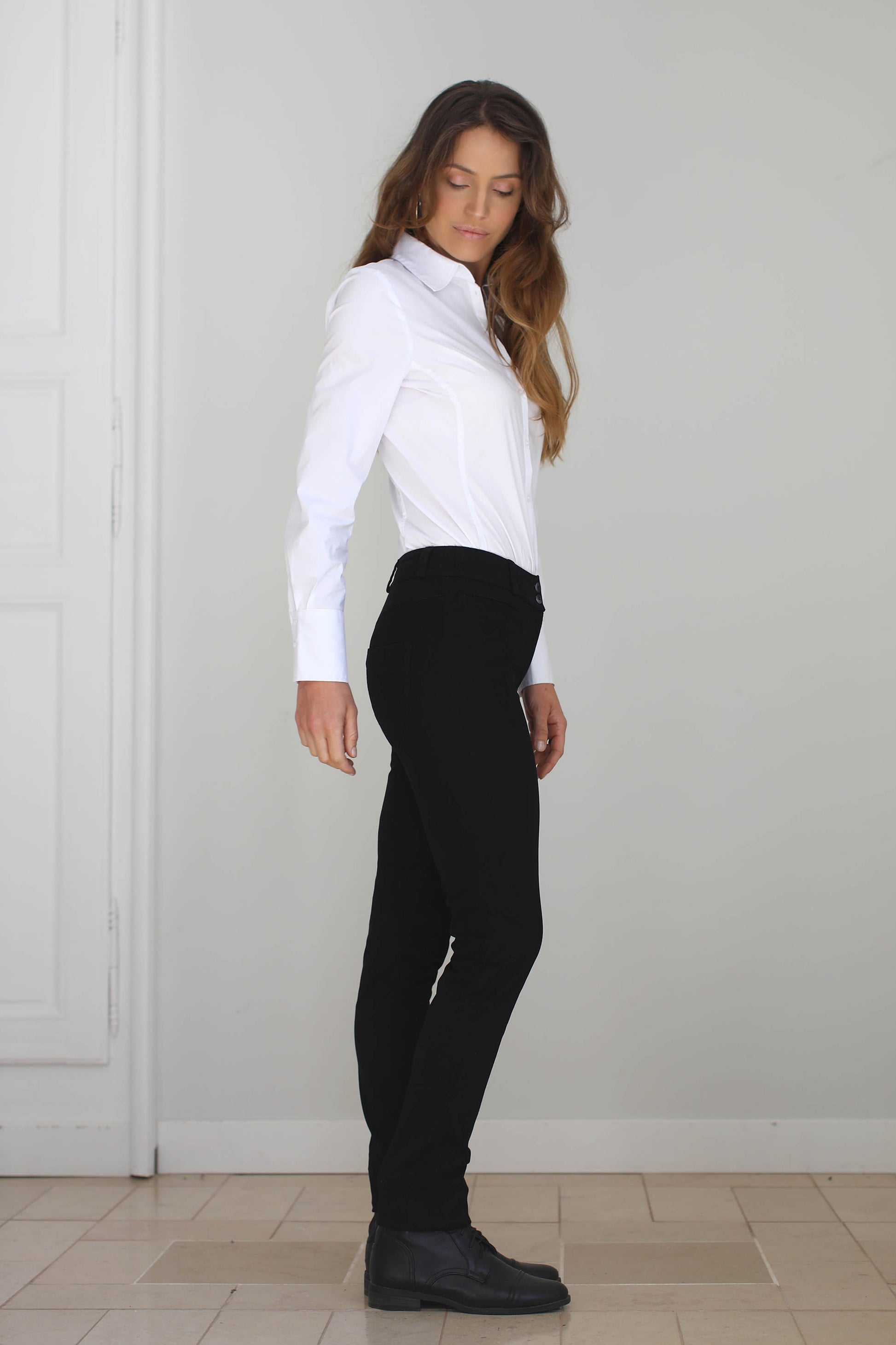 LE PANTALON SUÉDÉ NOIR | LUMINESCENCE