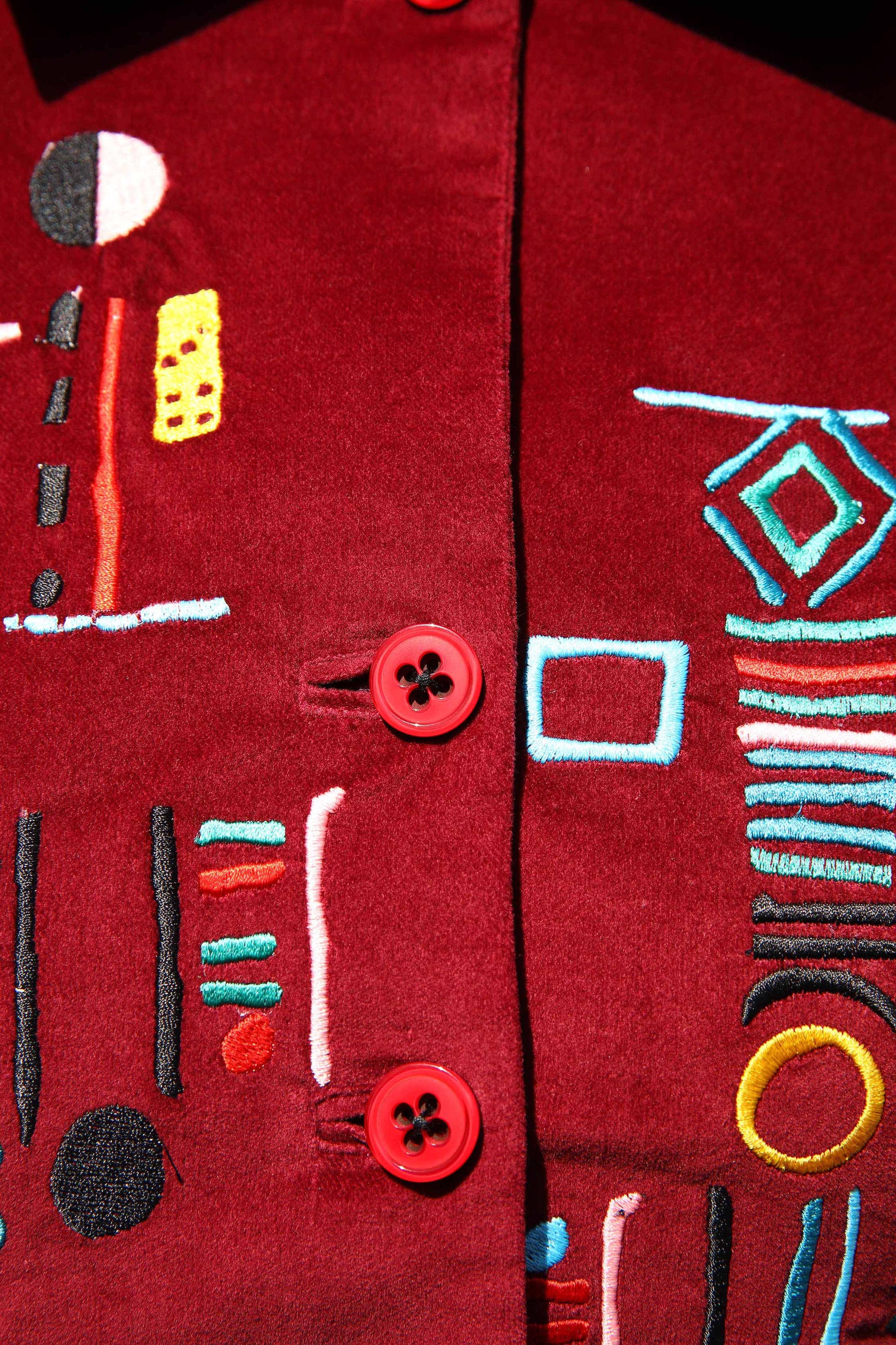 LA VESTE BRODÉE | A VOUS DE JOUER