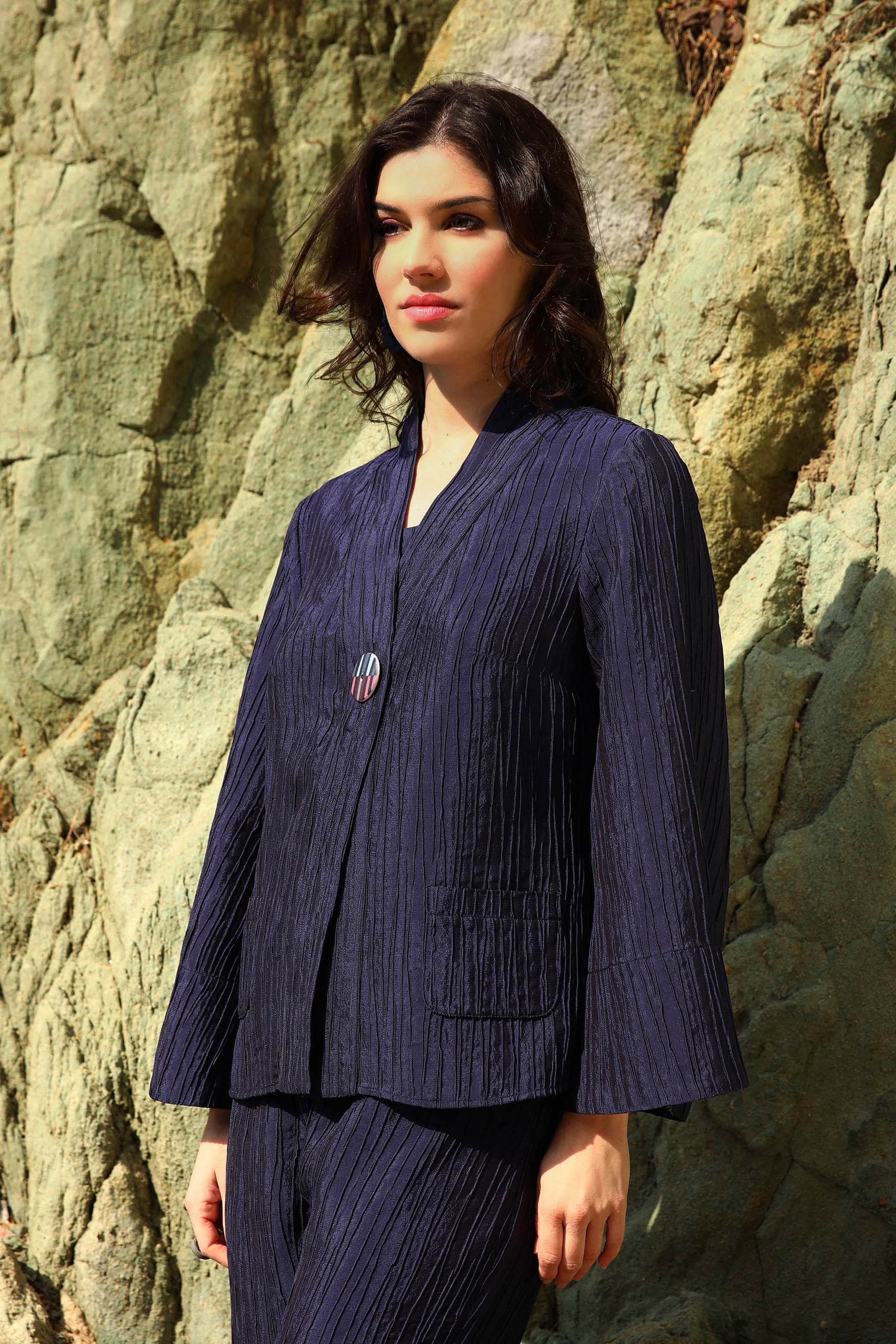 LA VESTE | NOUVELLE VAGUE