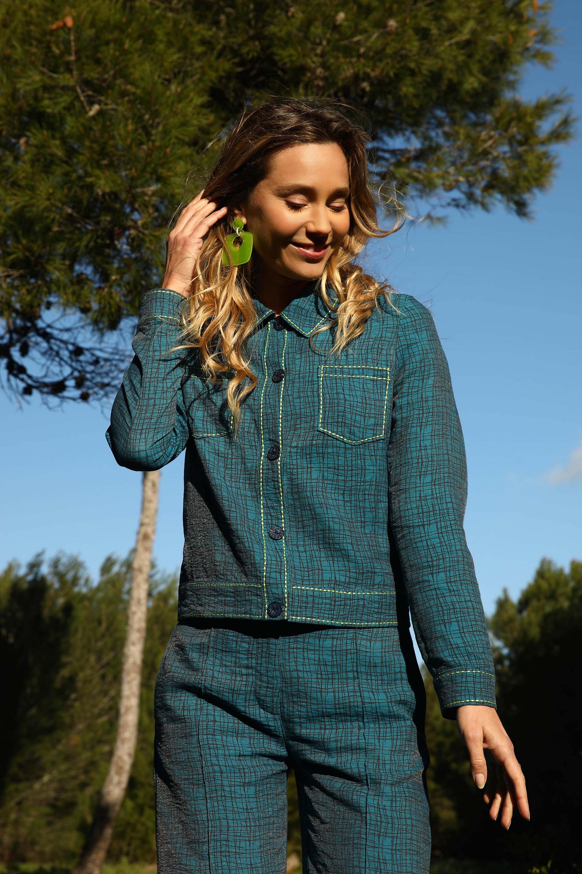 TO THE WEST | A SUMMER UNDER THE PINES