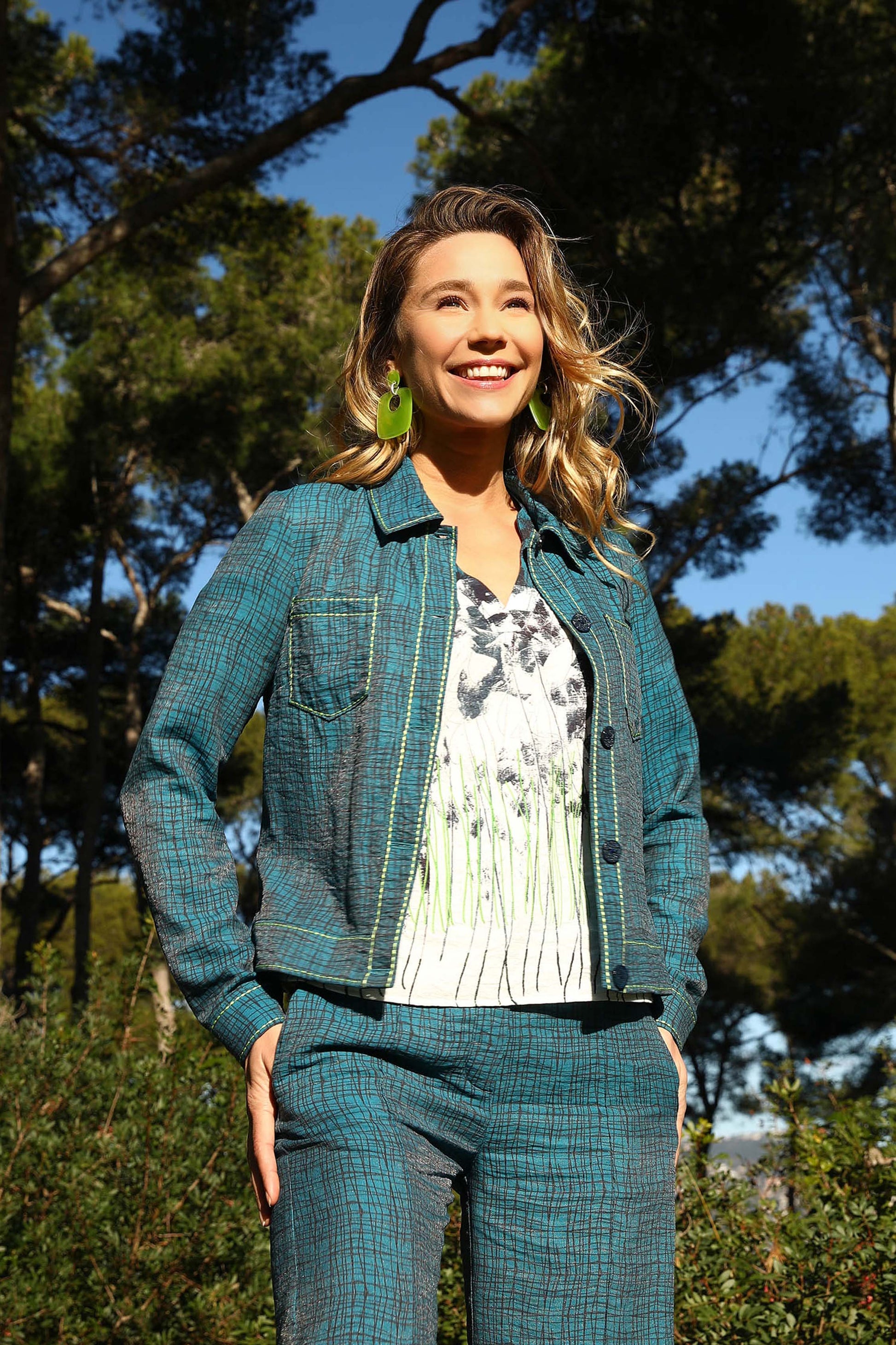 LA BLOUSE | UN ÉTÉ SOUS LES PINS