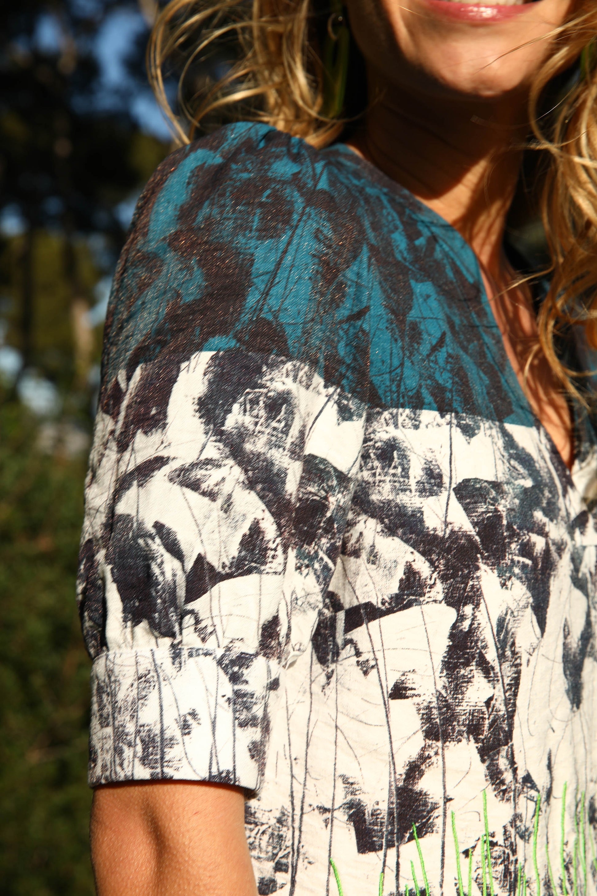 LA BLOUSE | UN ÉTÉ SOUS LES PINS