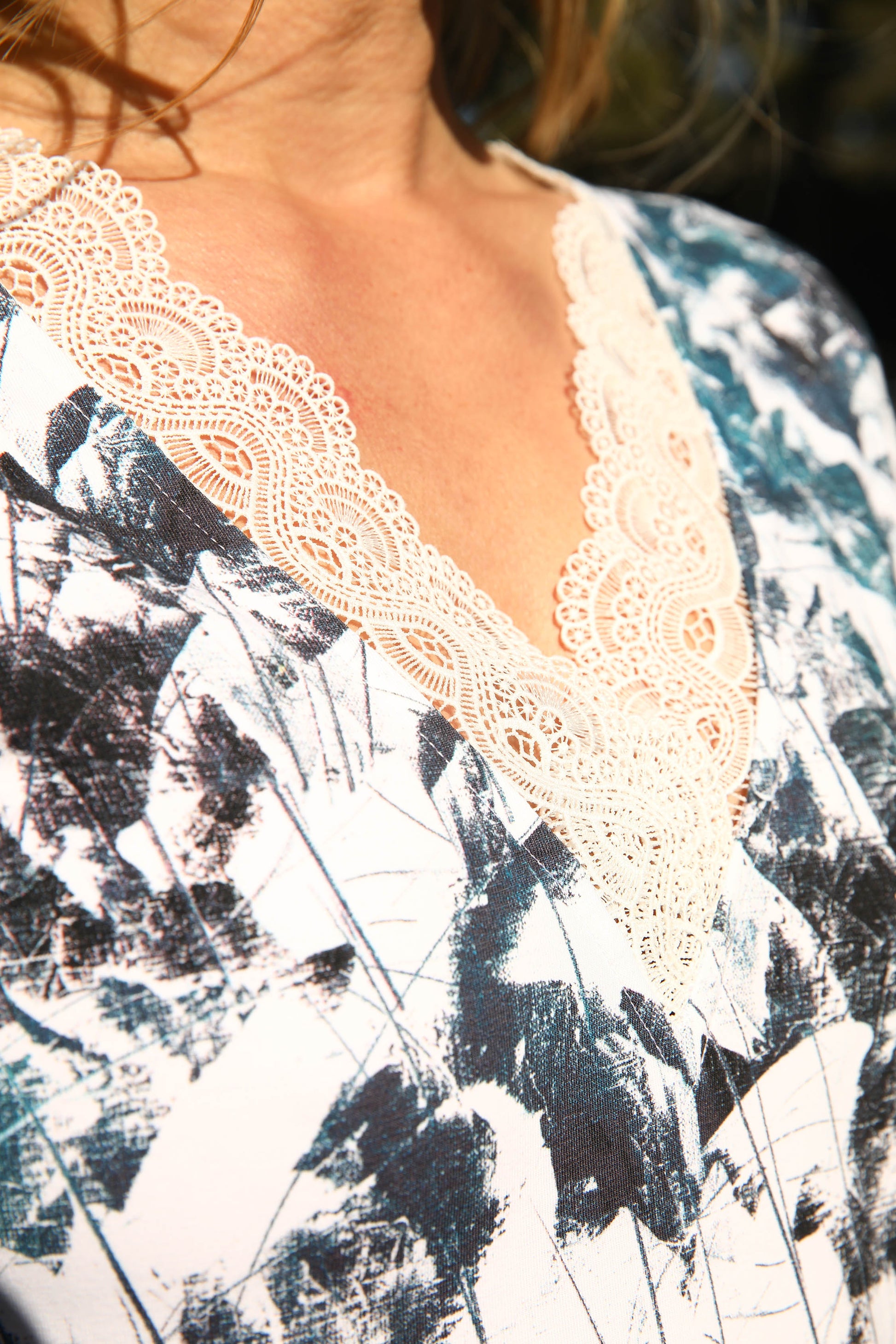 THE V-NECK TOP | A SUMMER UNDER THE PINES