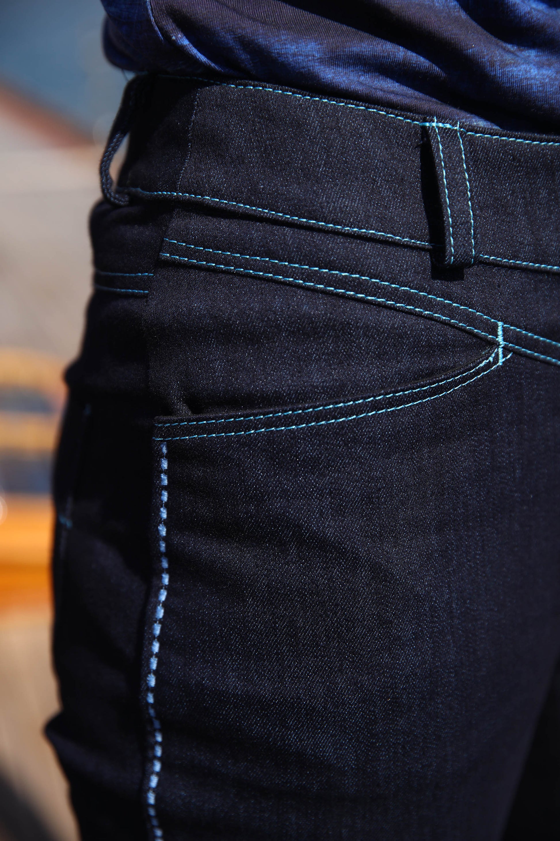 LE PANTALON EN DENIM | UNE TOILE DE NÎMES