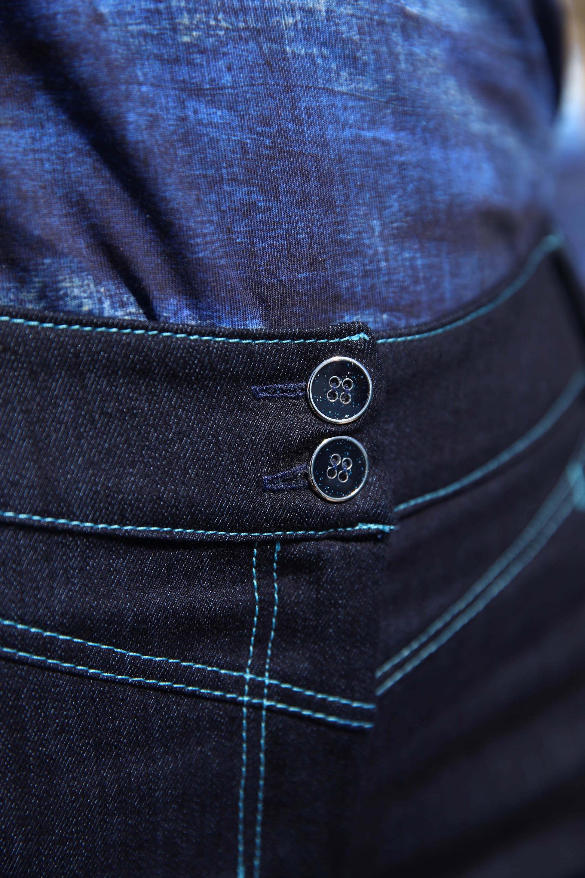 LE PANTALON EN DENIM | UNE TOILE DE NÎMES