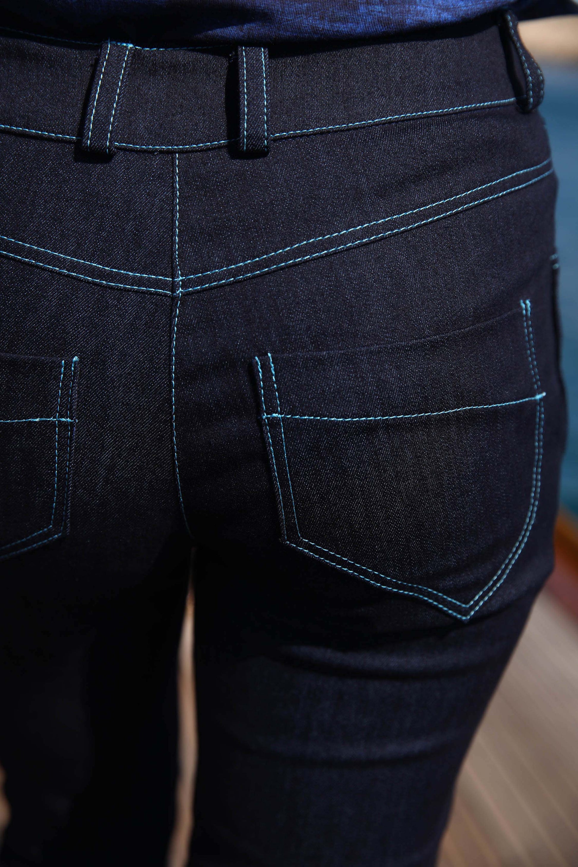 LE PANTALON EN DENIM | UNE TOILE DE NÎMES