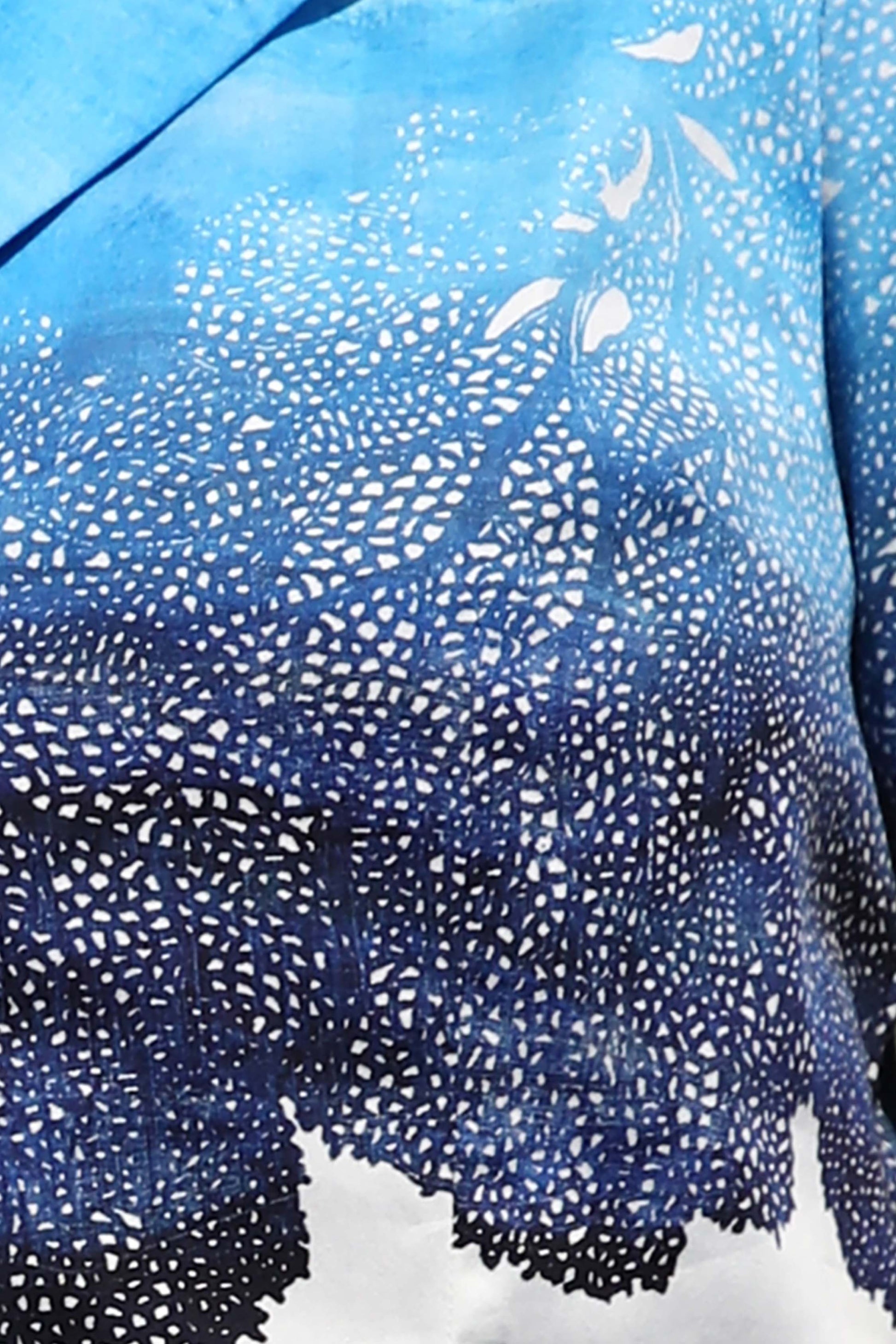 LA BLOUSE | UNE TOILE DE NÎMES