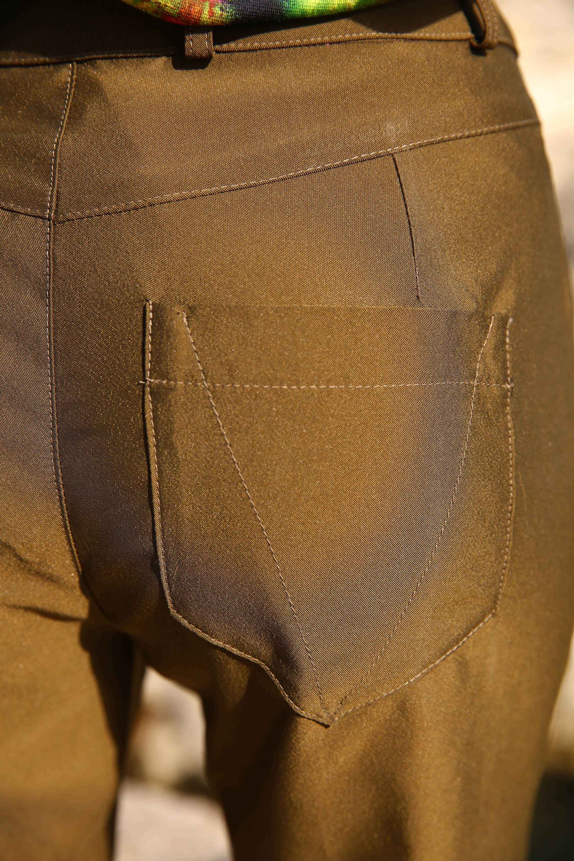 LE PANTALON | LES BEAUX JOURS