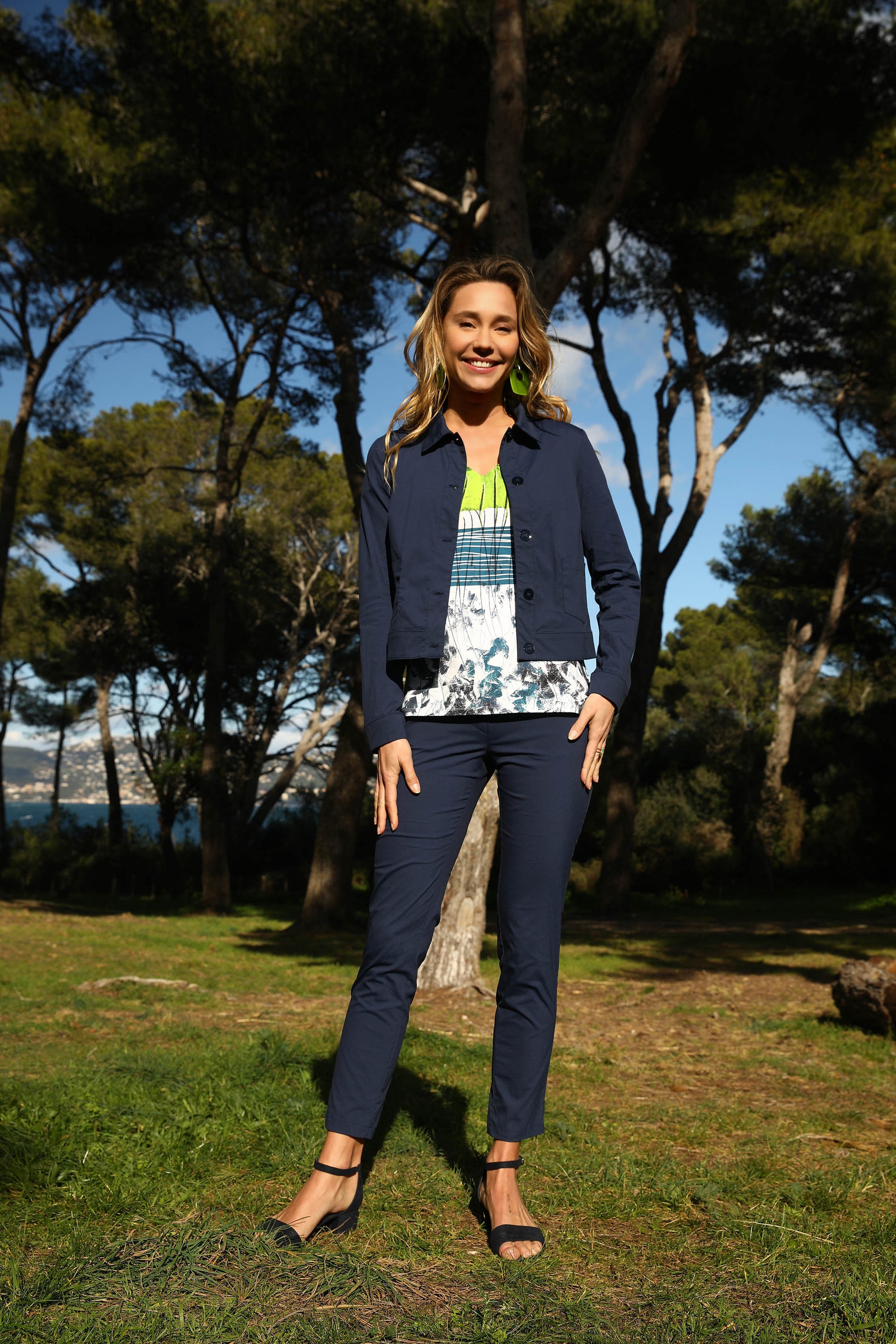 LA VESTE SUPER STRETCH MARINE | UN ÉTÉ SOUS LES PINS