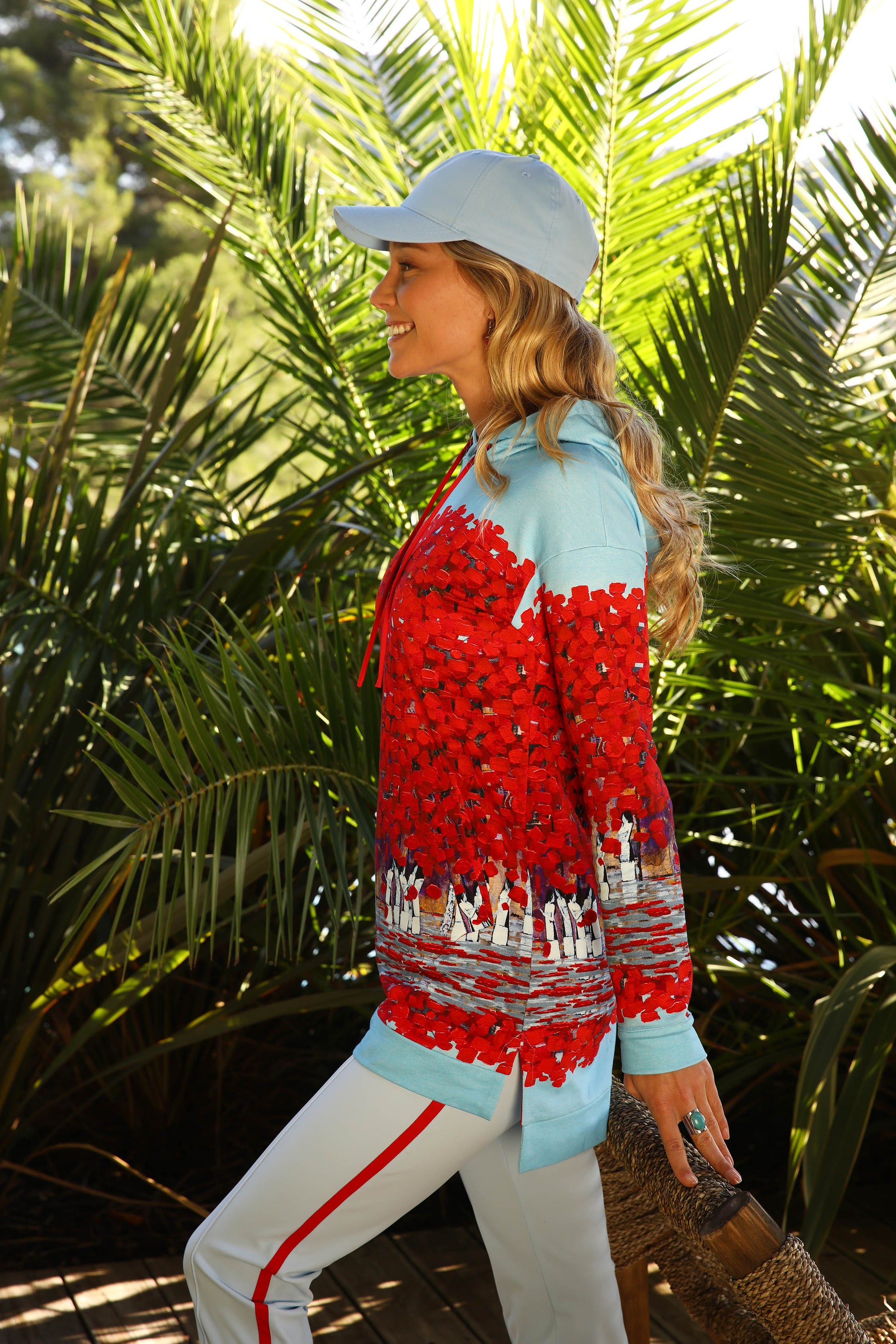 THE HOODED SWEATSHIRT | BREATHE