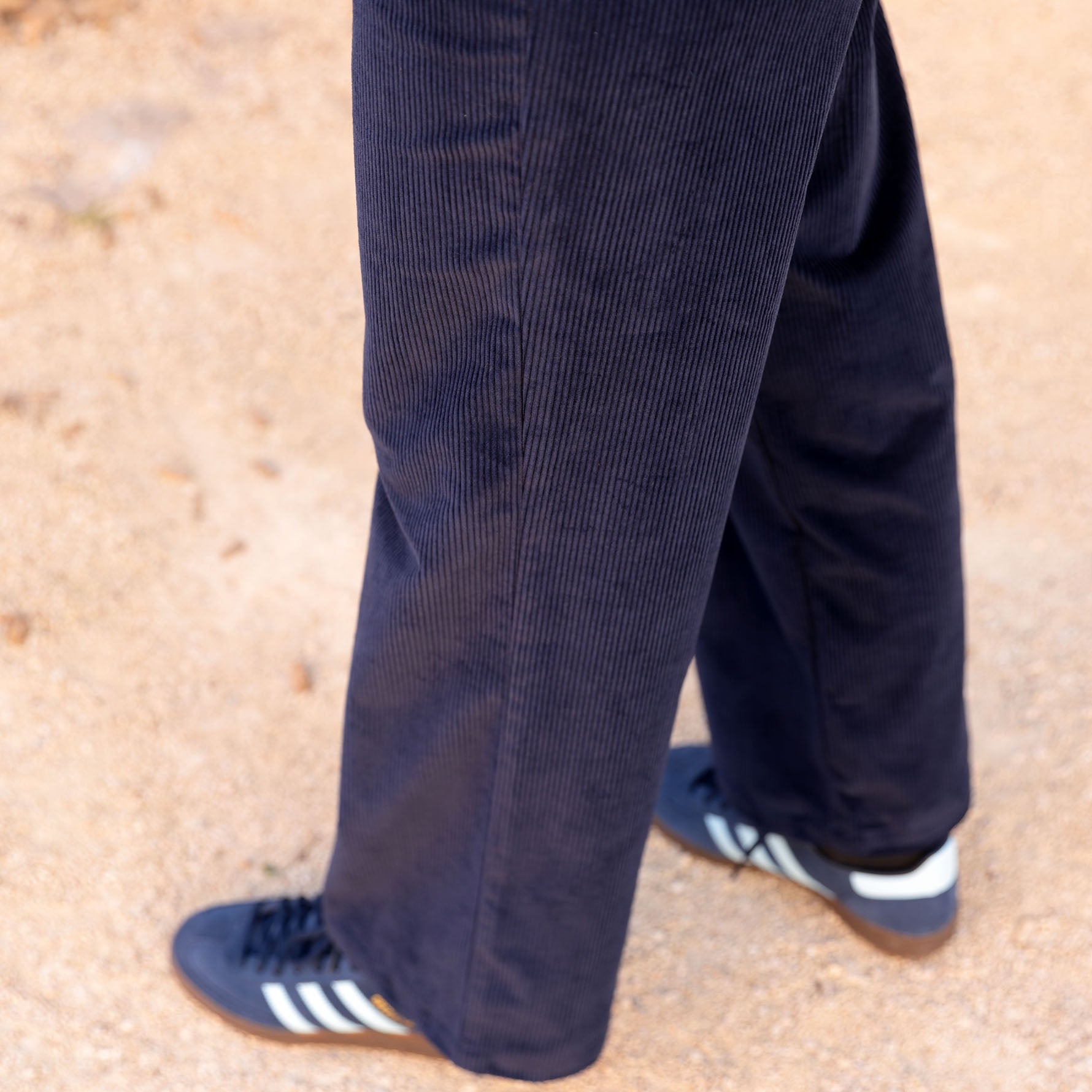 LE PANTALON EN VELOURS | JARDIN SECRET