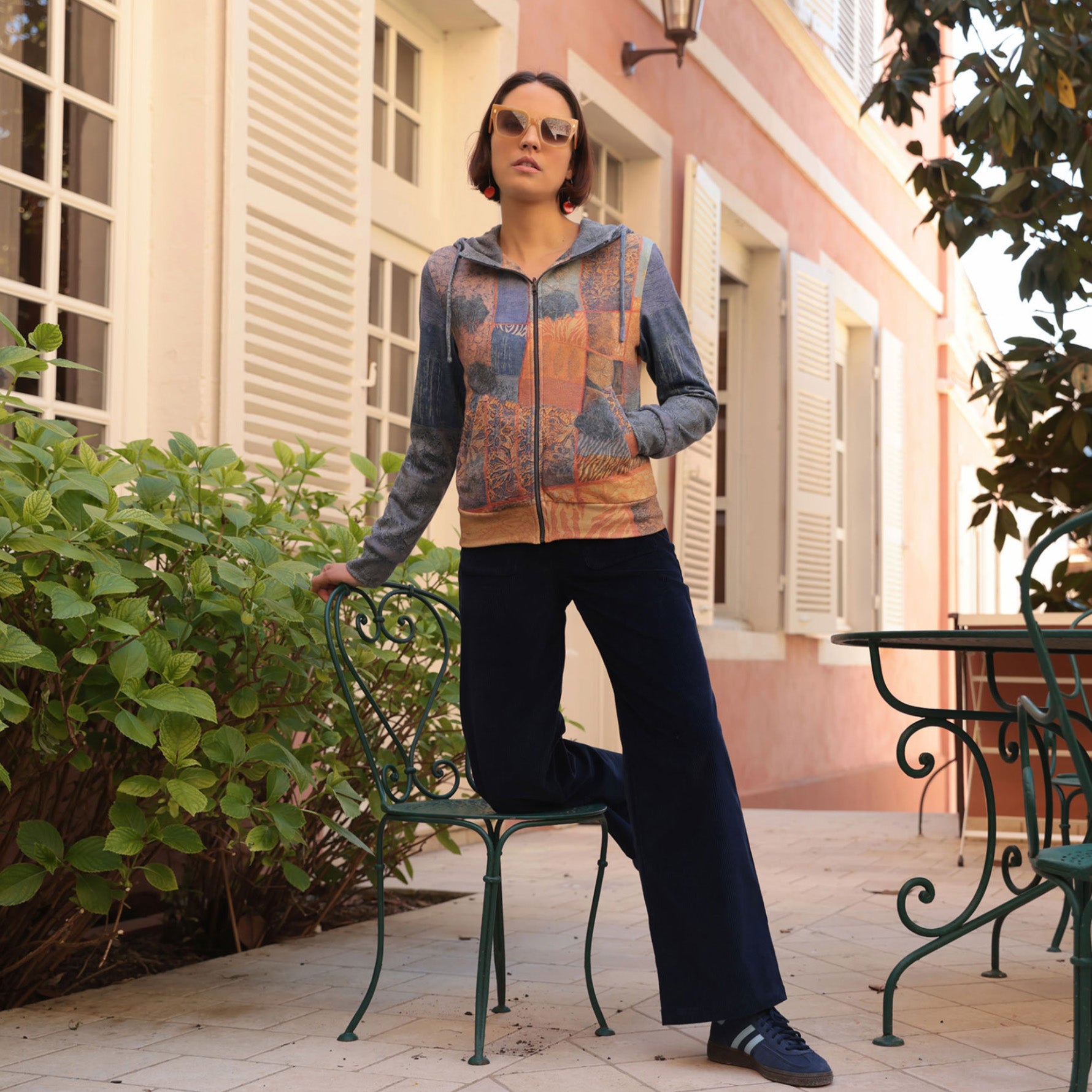 LE SWEAT À CAPUCHE | JARDIN SECRET