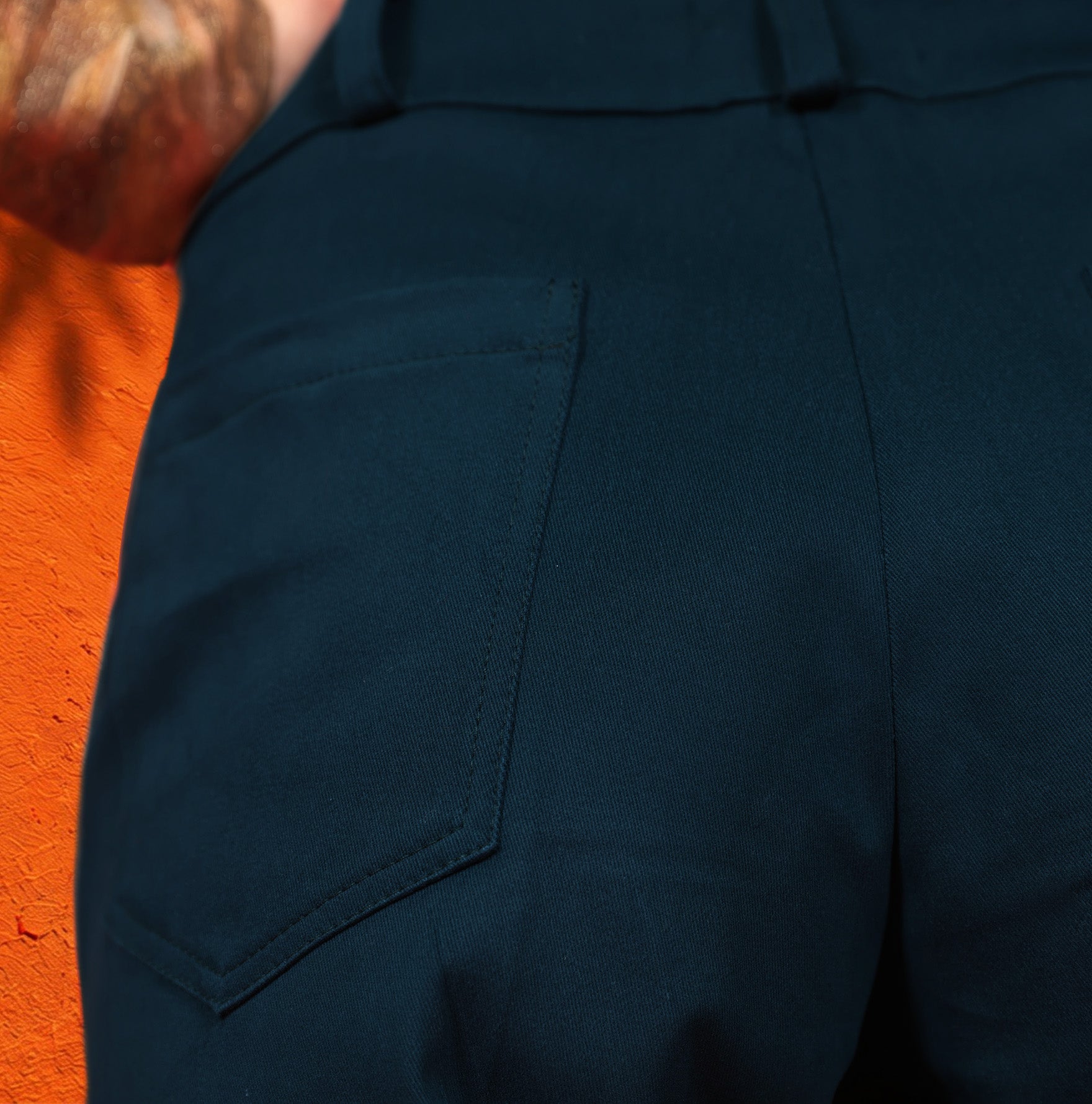 LE PANTALON | SUR LA ROUTE DE MOUSTIERS