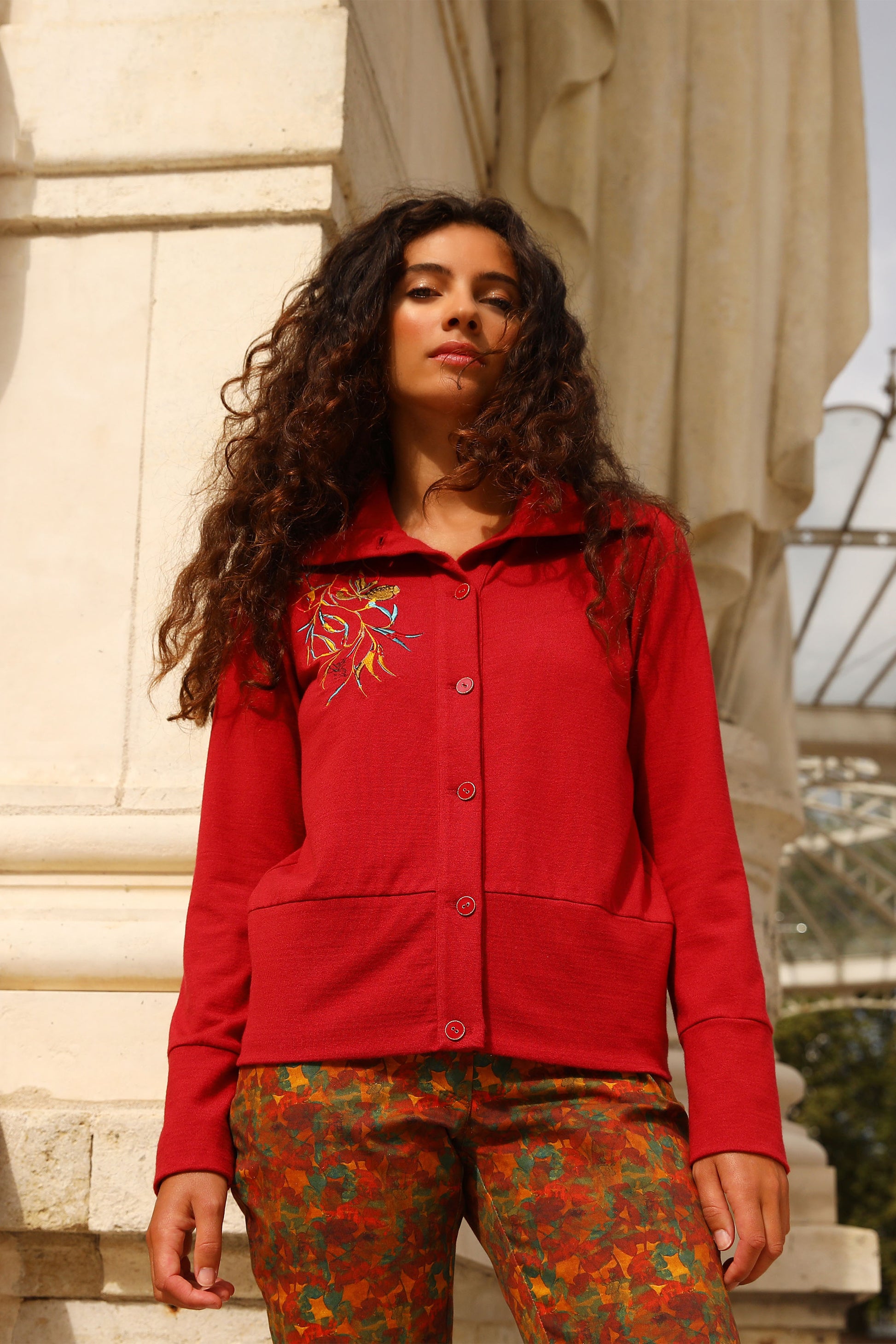 LE CARDIGAN UNI BRODÉ | JARDINS ENCHANTES
