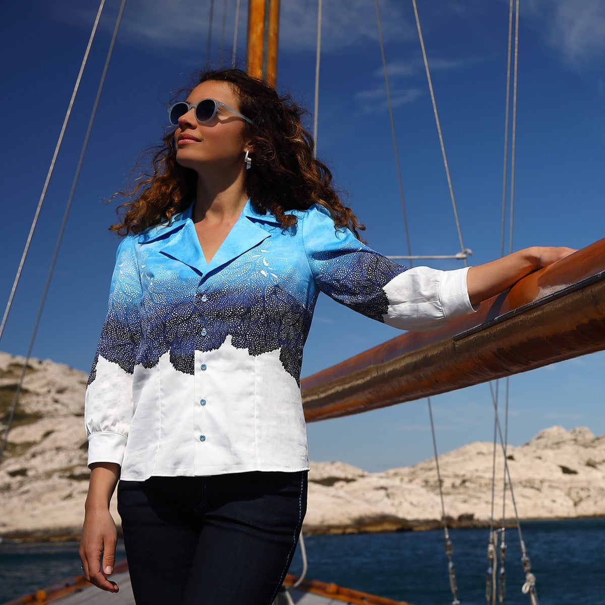 THE BLOUSE | A canvas from Nîmes