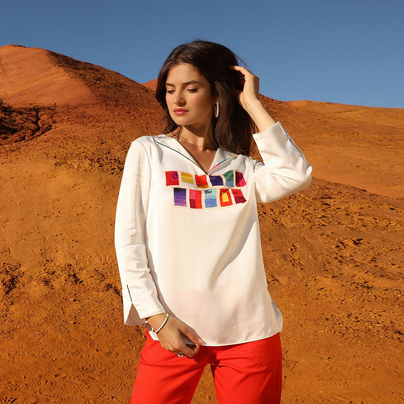 TOP WITH 3/4 SLEEVES | A THOUSAND AND ONE COLORS