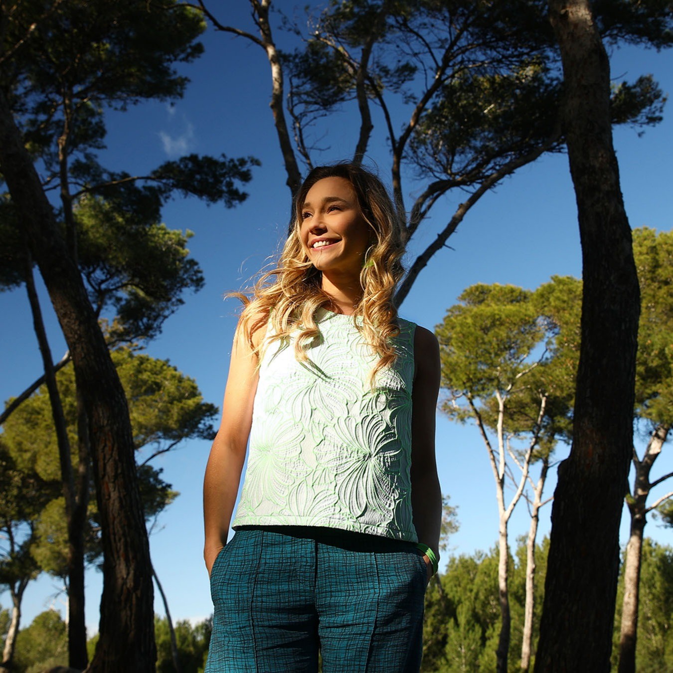 THE SLEEVELESS TOP | A SUMMER UNDER THE PINES