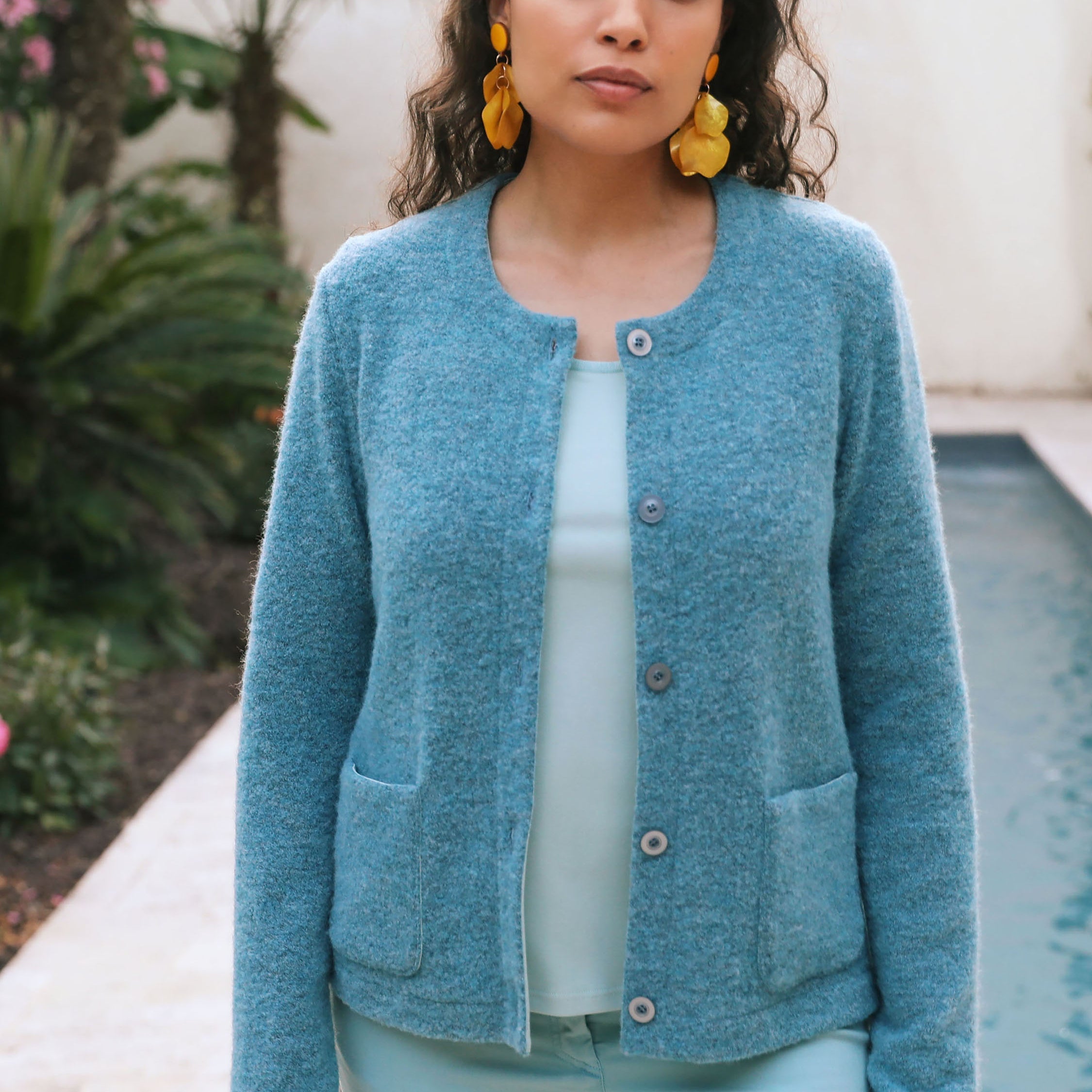 THE SOLID CARDIGAN | AT THE FLOWER OF SKIN