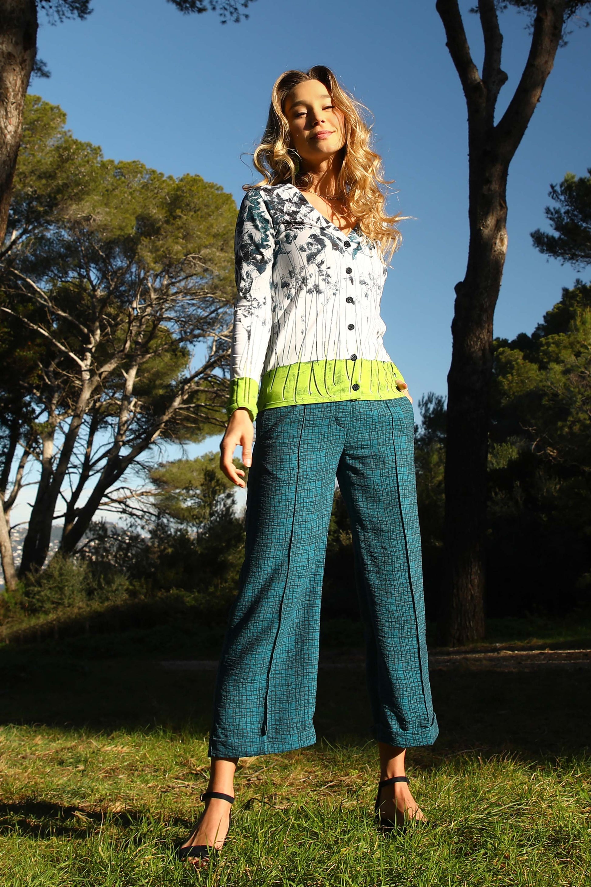 LE PANTALON | UN ÉTÉ SOUS LES PINS