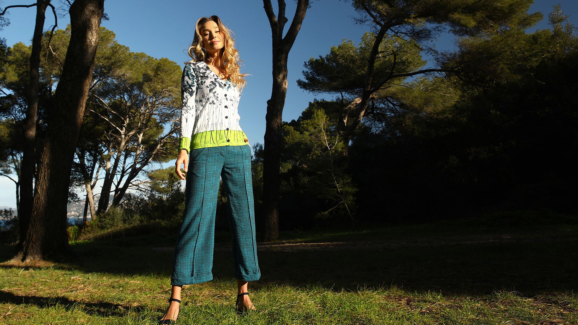 LE PANTALON | UN ÉTÉ SOUS LES PINS