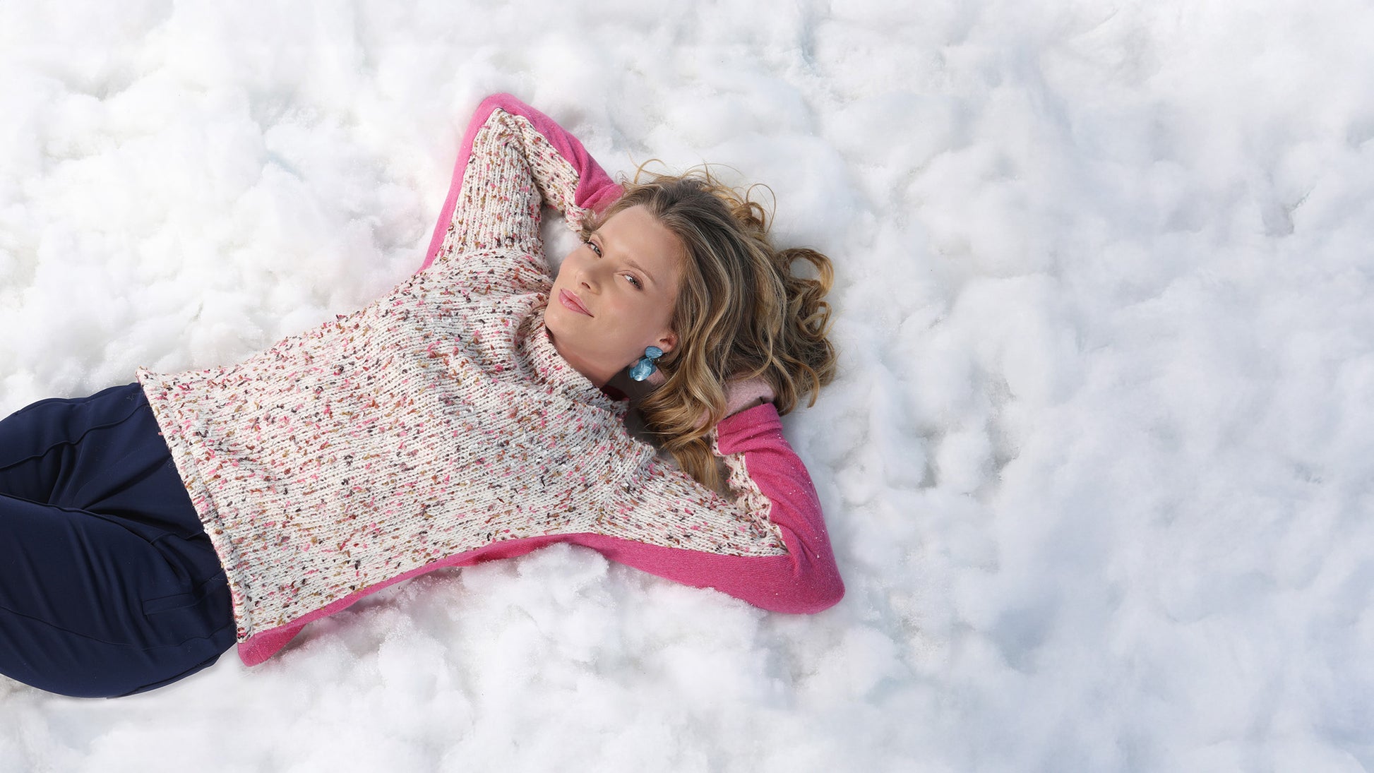 LE PULL FANTAISIE | UN MONDE RECOMPOSÉ