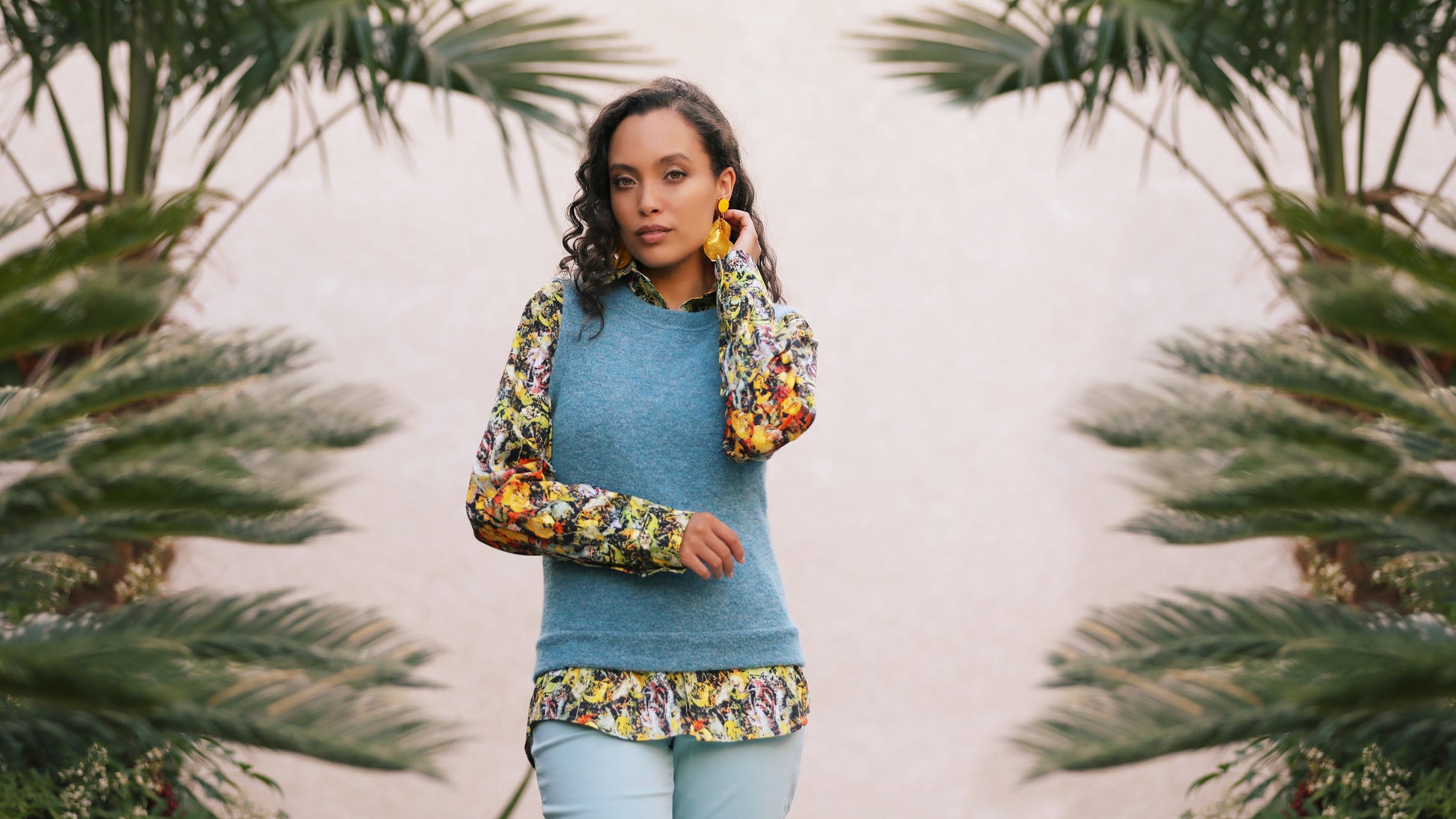 LE PULL SANS MANCHES | A FLEUR DE PEAU