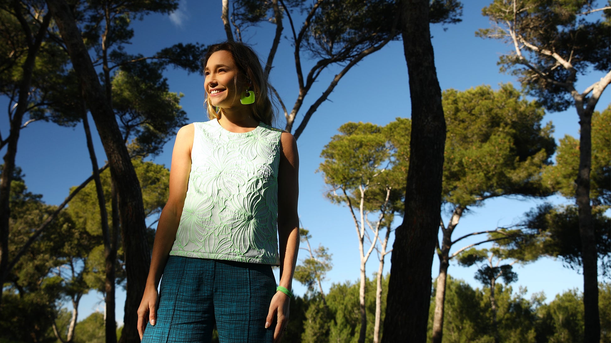 THE SLEEVELESS TOP | A SUMMER UNDER THE PINES