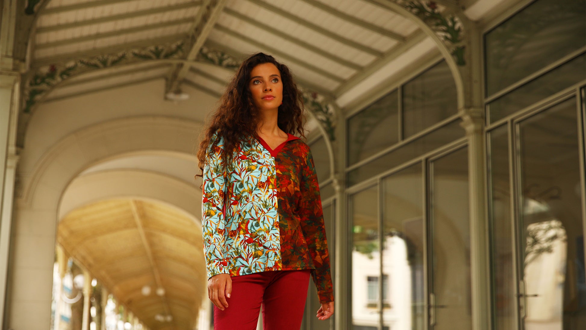 LE SWEAT À CAPUCHE | JARDINS ENCHANTES