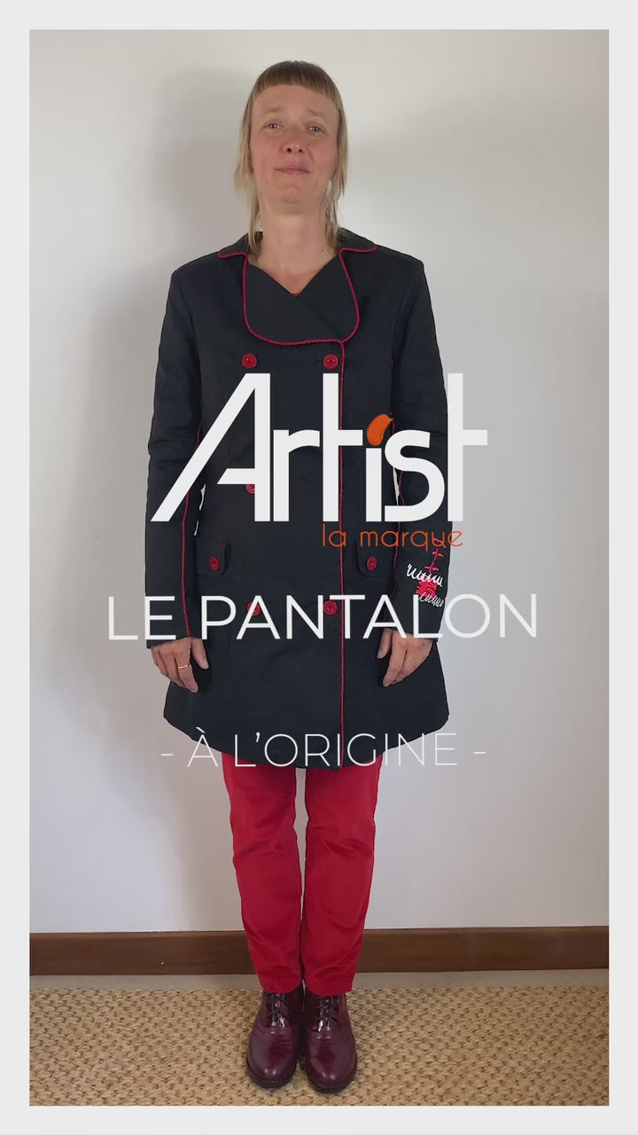 LE MANTEAU - À l'origine
