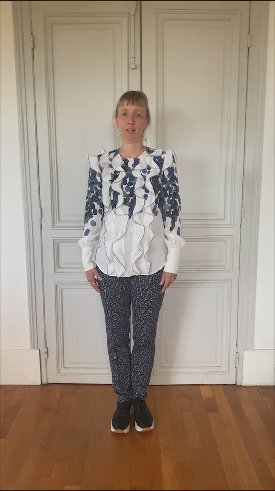 LA BLOUSE FANTAISIE 2 - (9x16)