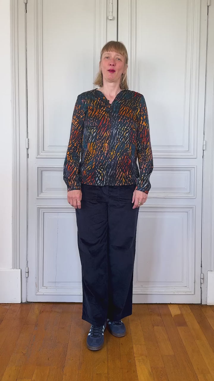LA BLOUSE