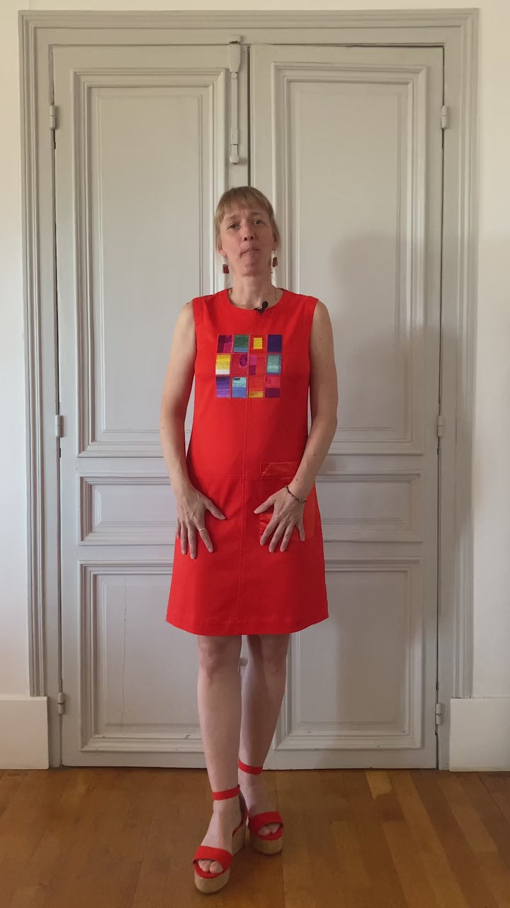 CDB LA ROBE BRODÉE