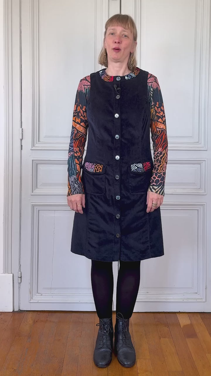 LA ROBE EN VELOURS_1