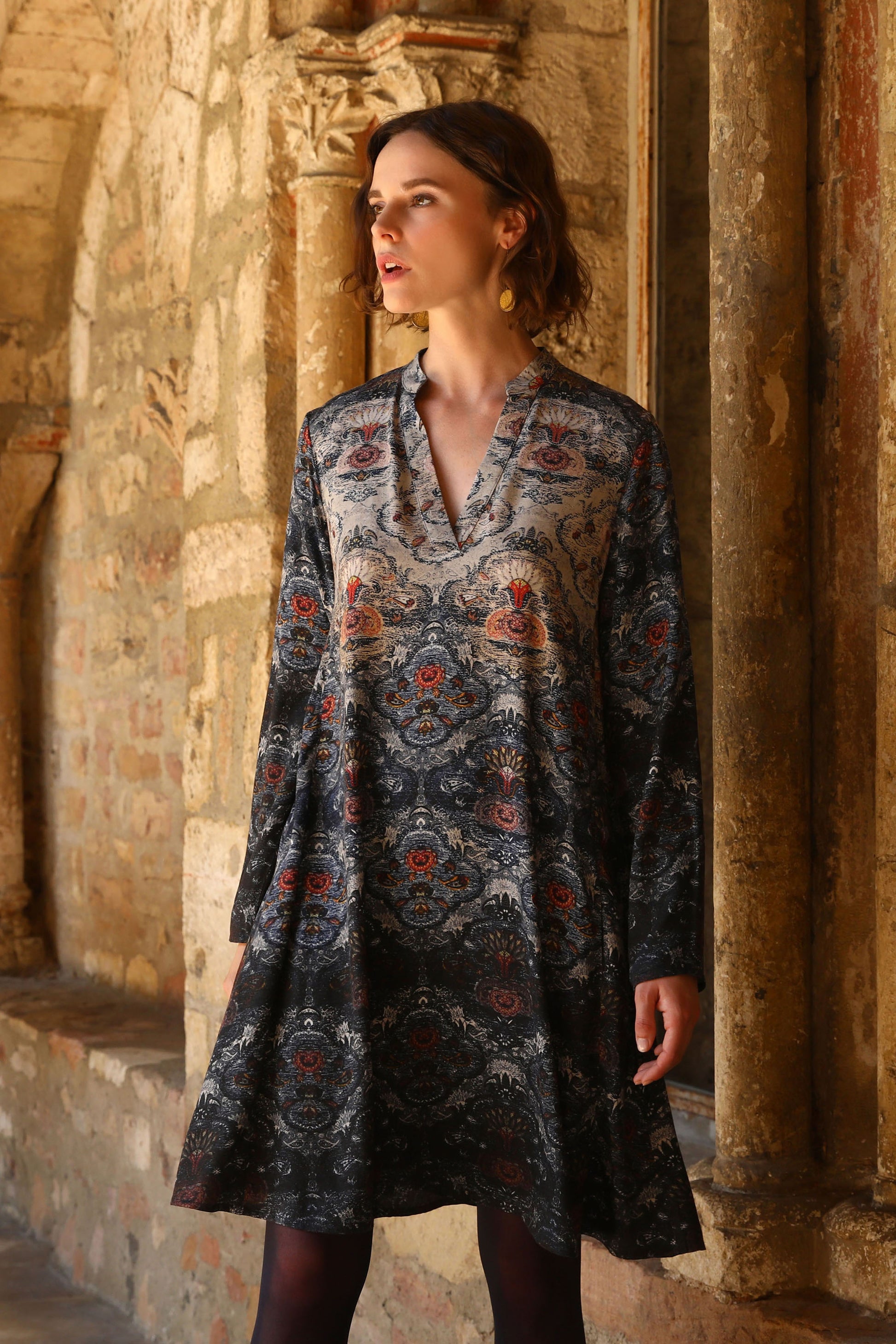 LA ROBE IMPRIMÉE | TAPISSERIE
