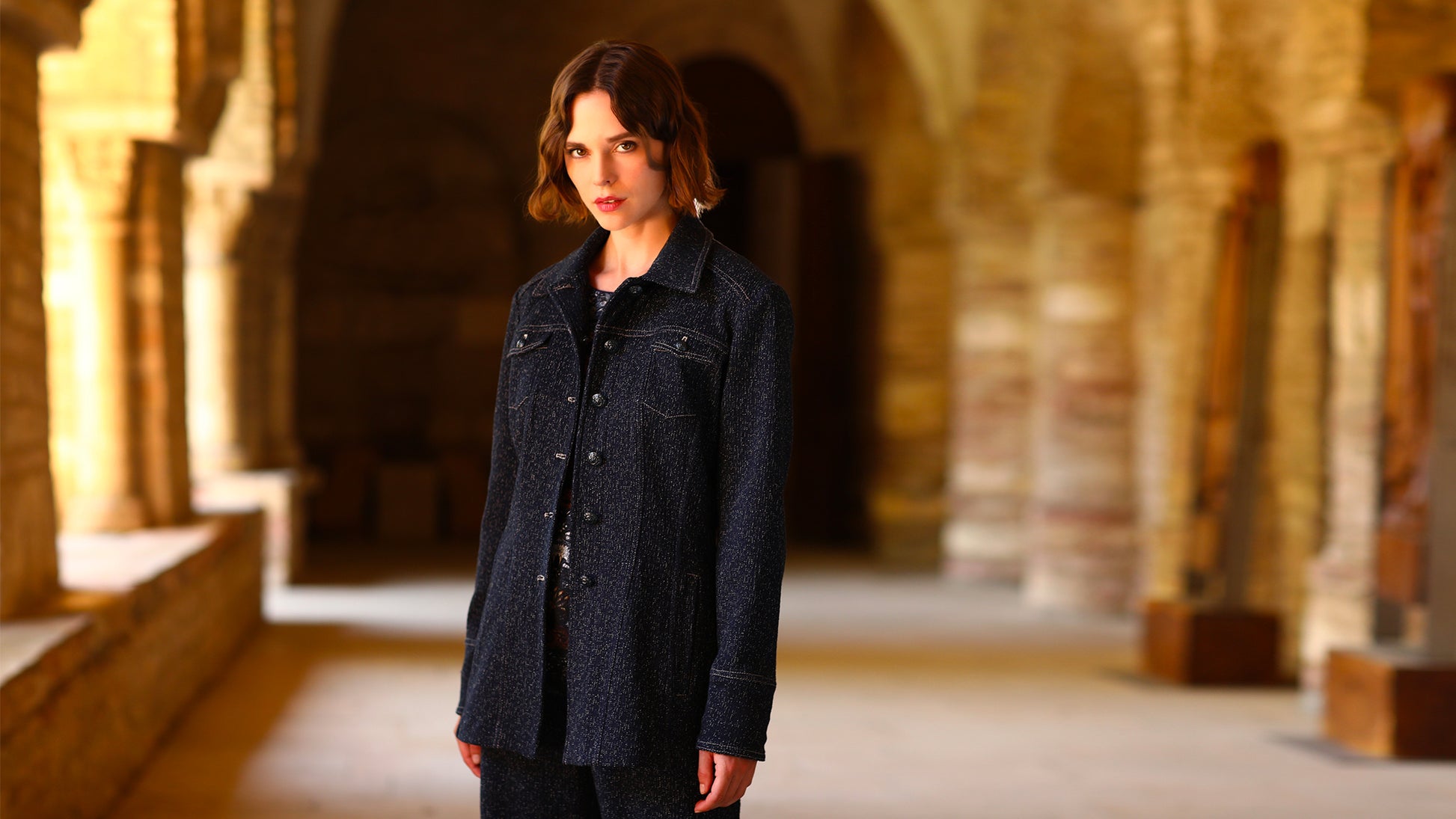 LA VESTE | TAPISSERIE
