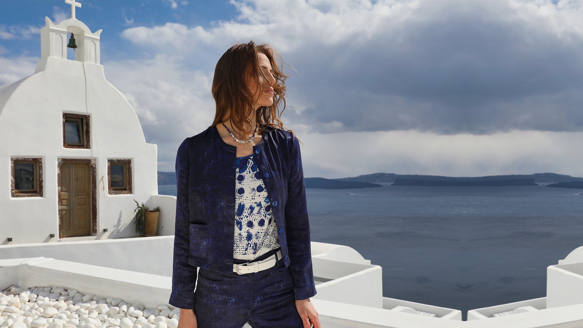 LA VESTE | SE PERDRE DANS LE BLEU