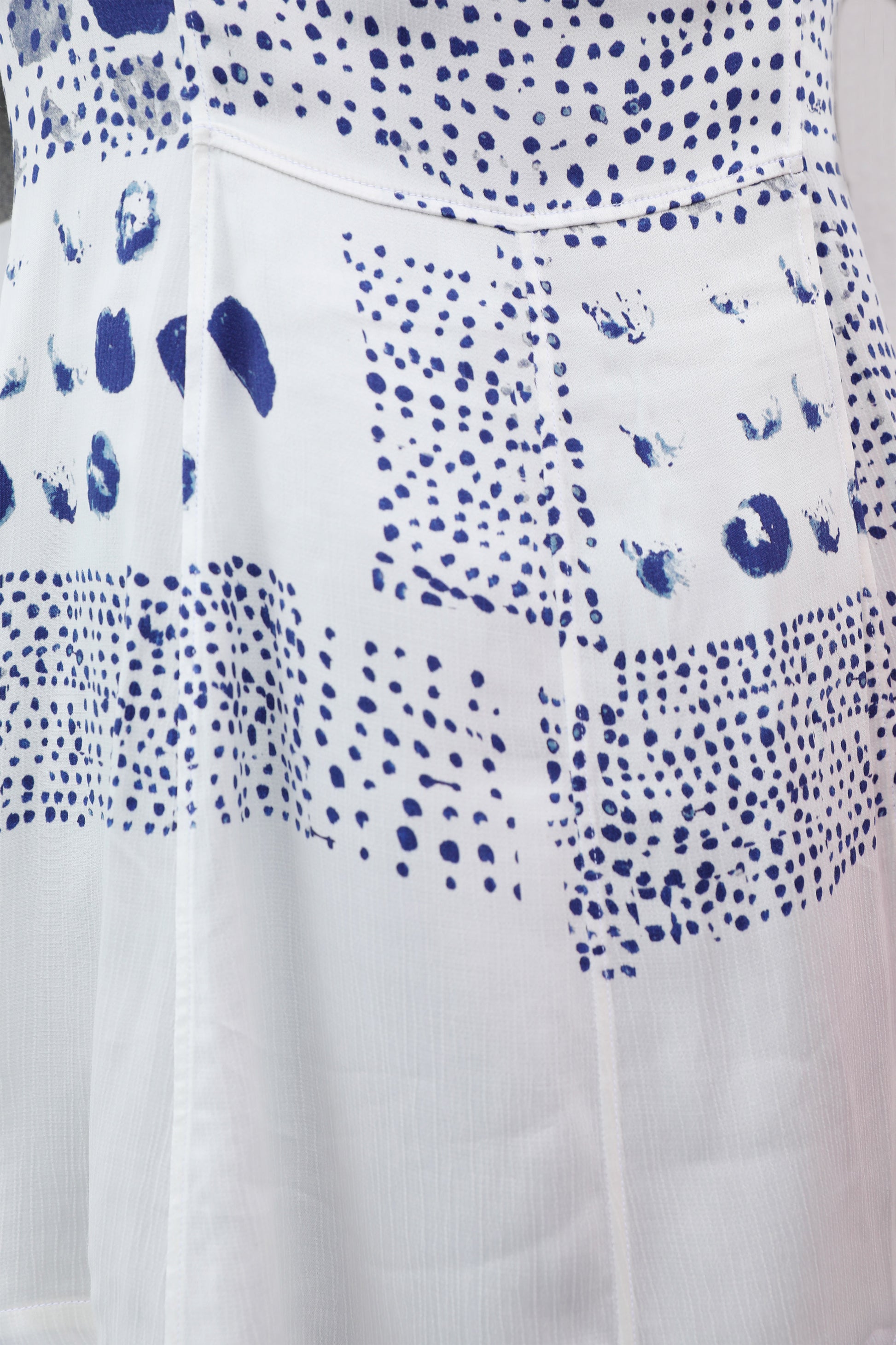 LA VESTE LONGUE | SE PERDRE DANS LE BLEU