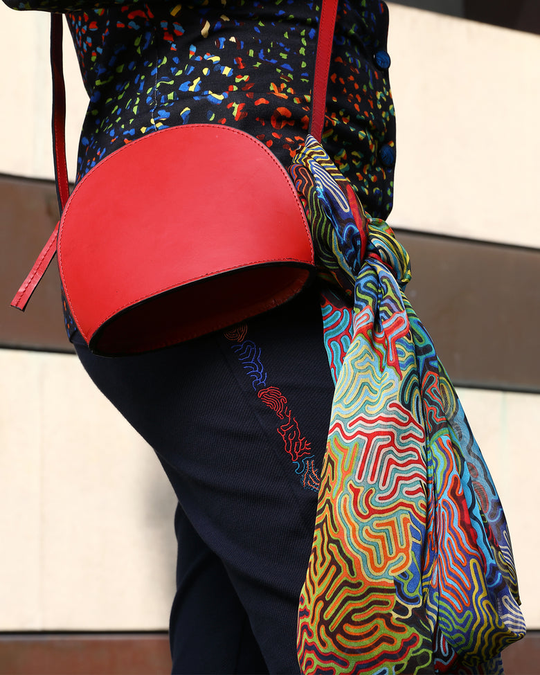 vêtement artist la marque foulard-soie-utopia