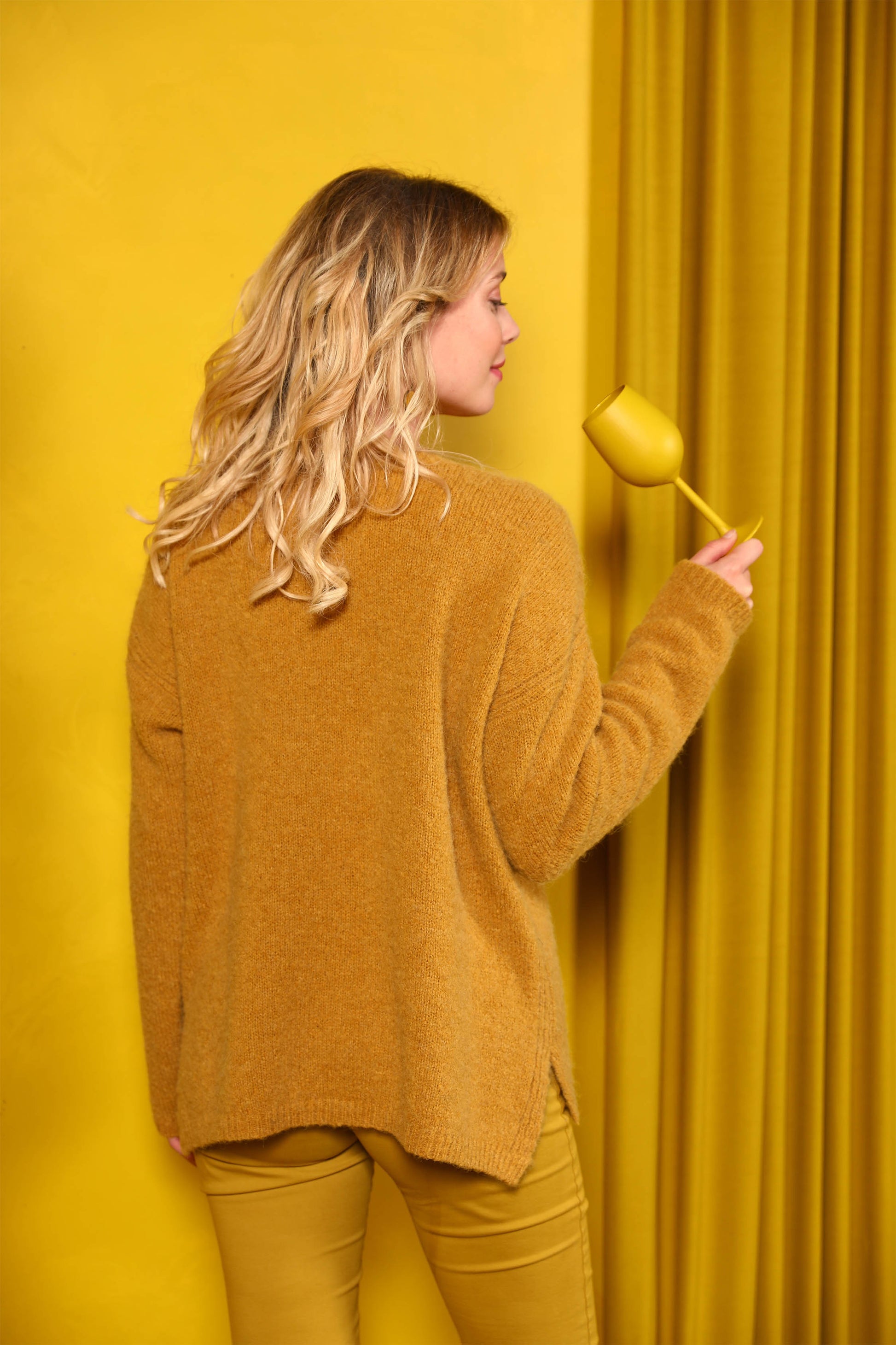 LE PULL | UNIVERS
