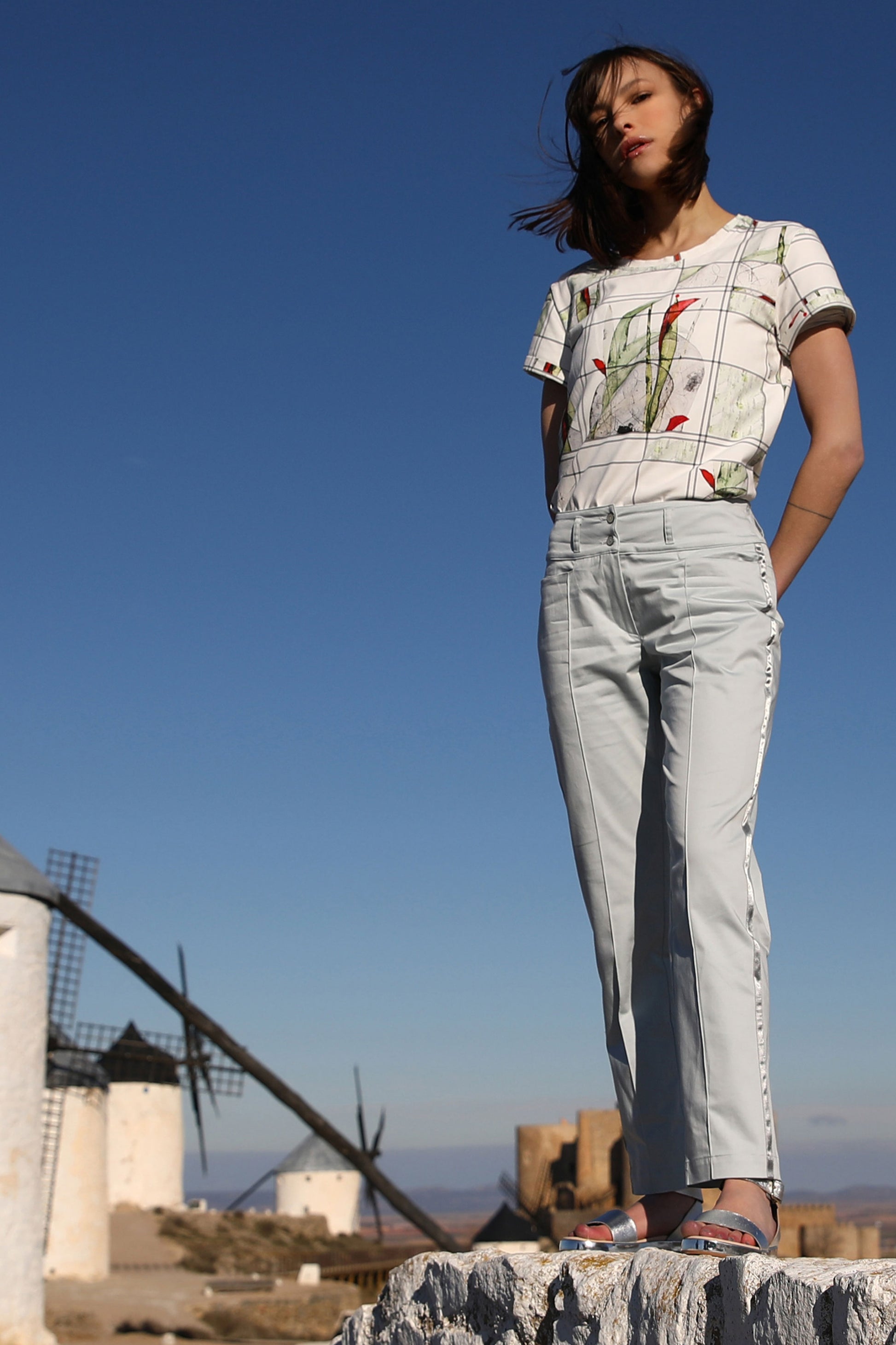 LE PANTALON | ECLOSION