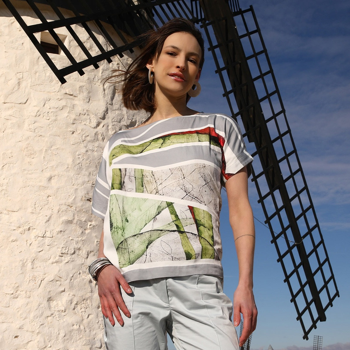 LE TOP AMPLE | ECLOSION