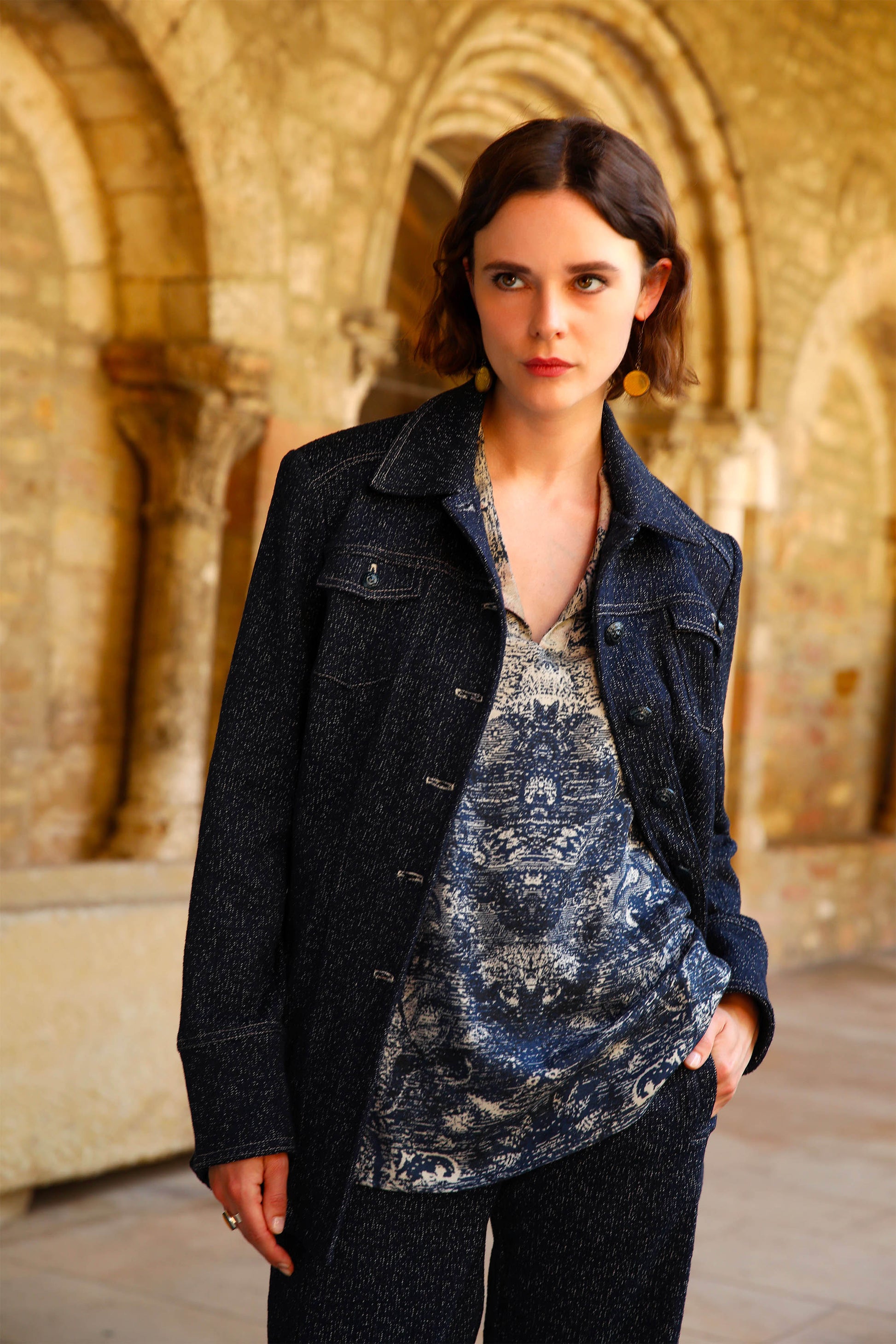 LA VESTE | TAPISSERIE