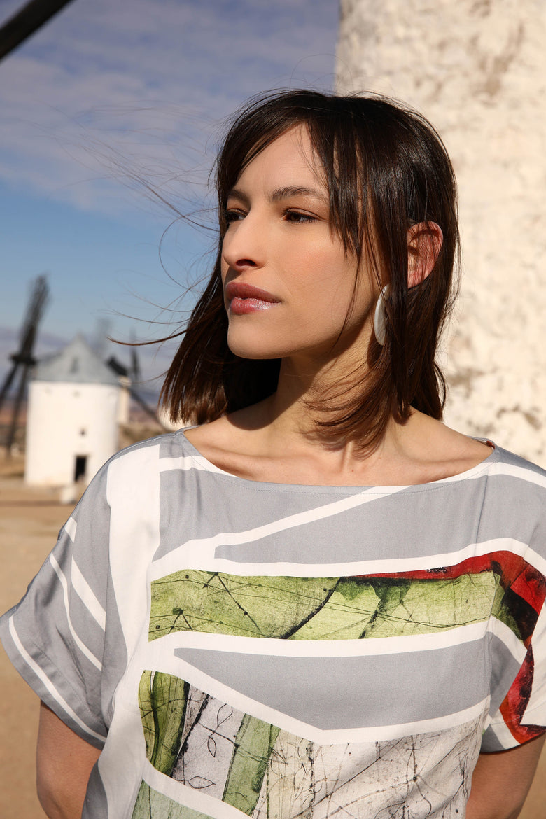 vêtement artist la marque top-ample-eclosion