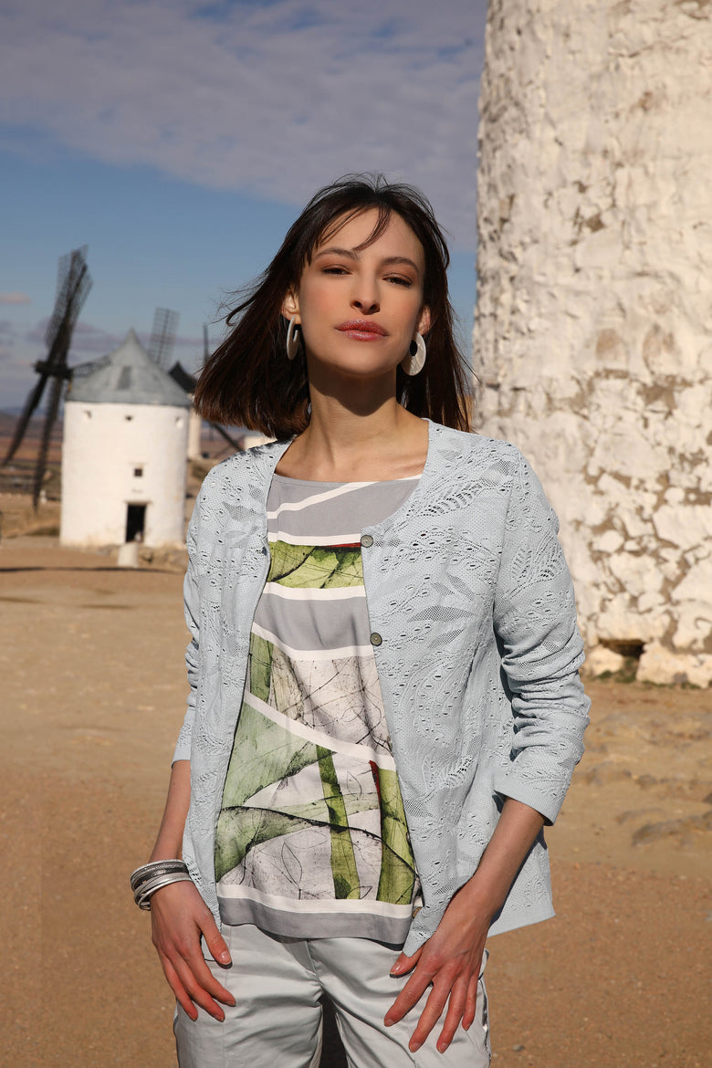 vêtement artist la marque top-ample-eclosion