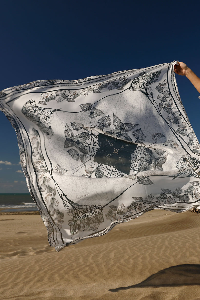vêtement artist la marque carre-soie-jfuv