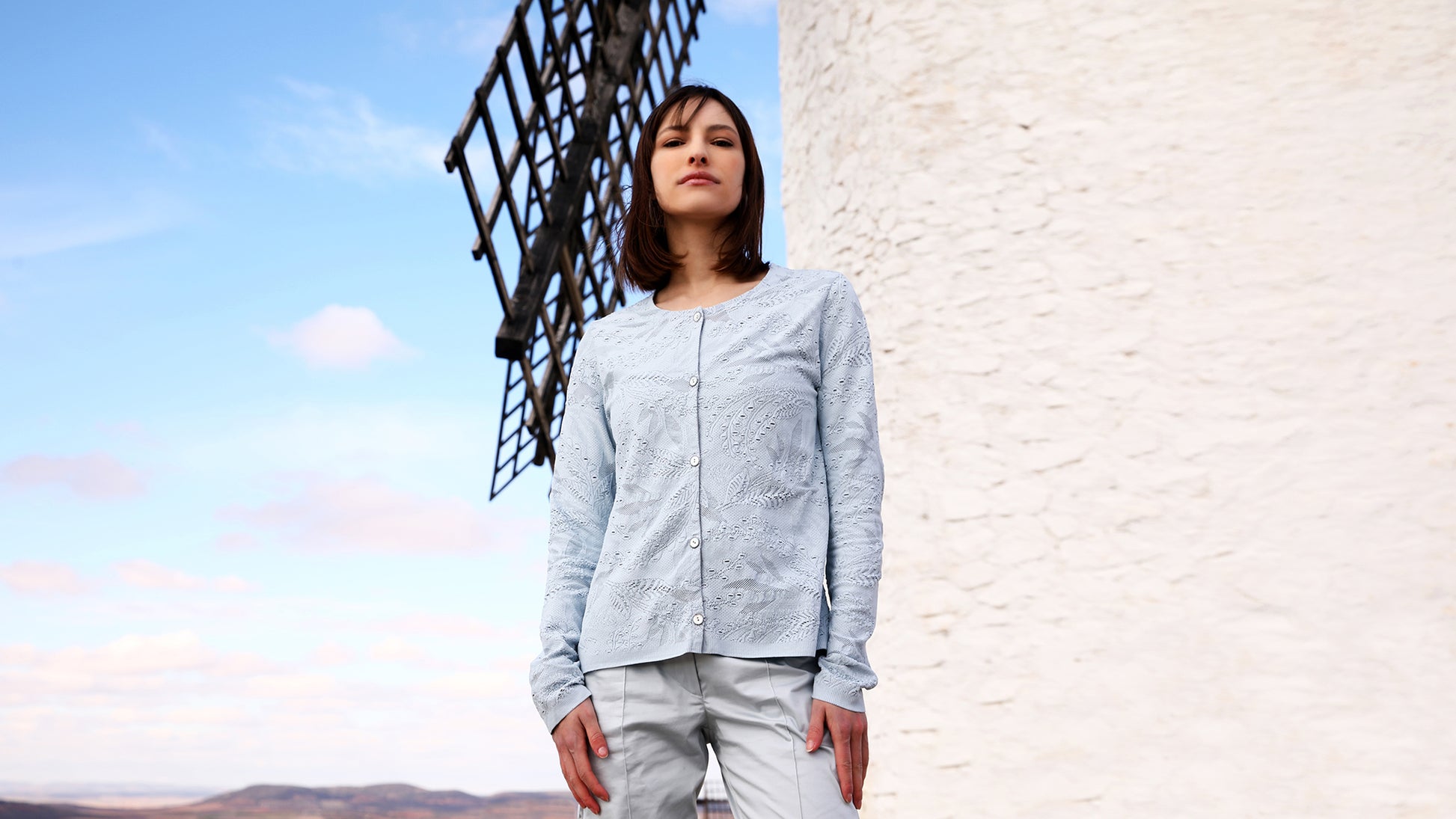 LE CARDIGAN UNI | ECLOSION