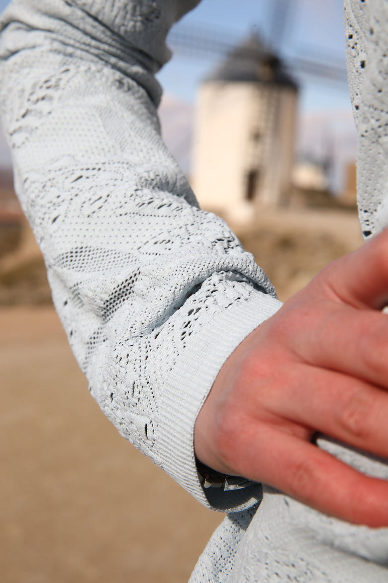 vêtement artist la marque cardigan-uni-eclosion