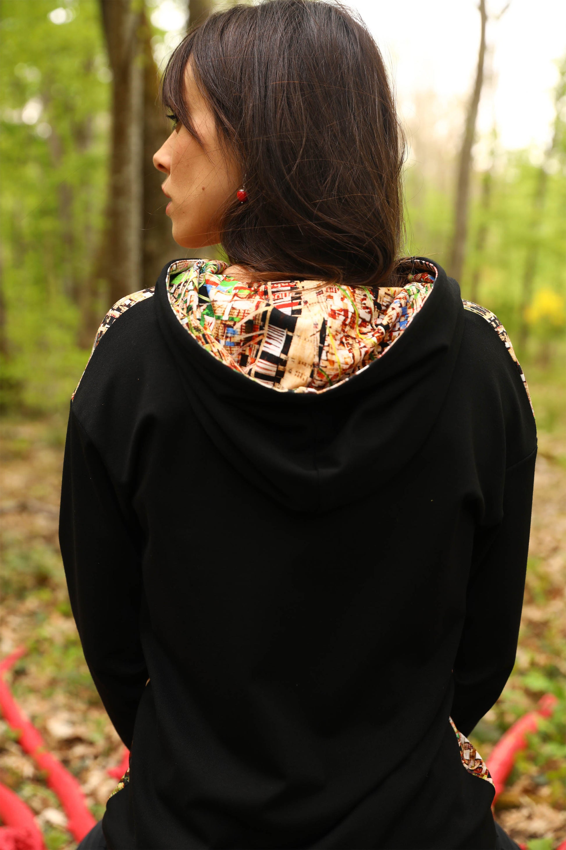 LE PULL À CAPUCHE | LE NOUVEAU MONDE