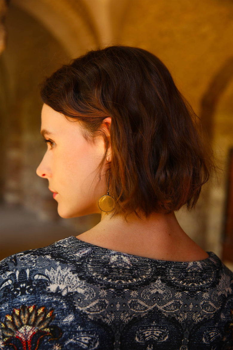vêtement artist la marque cardigan-tapisserie